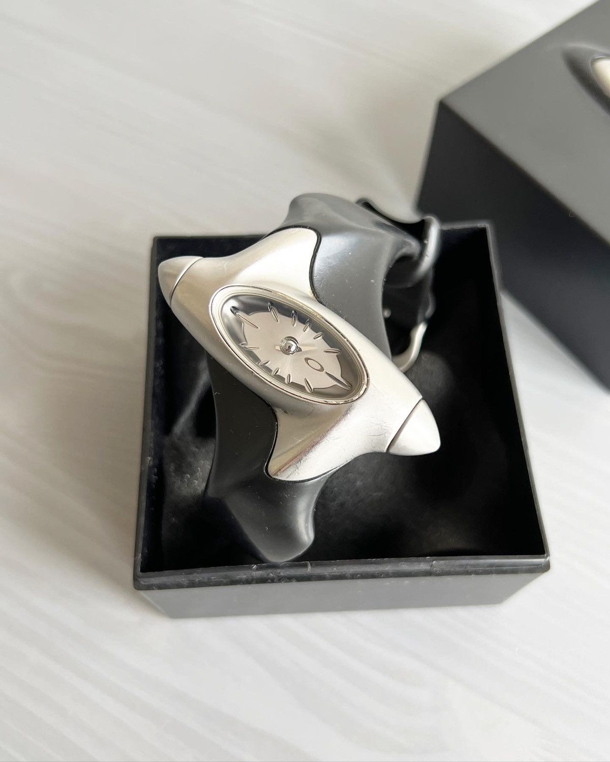 image of Oakley 2001 Torpedo Watch in Black, Men's