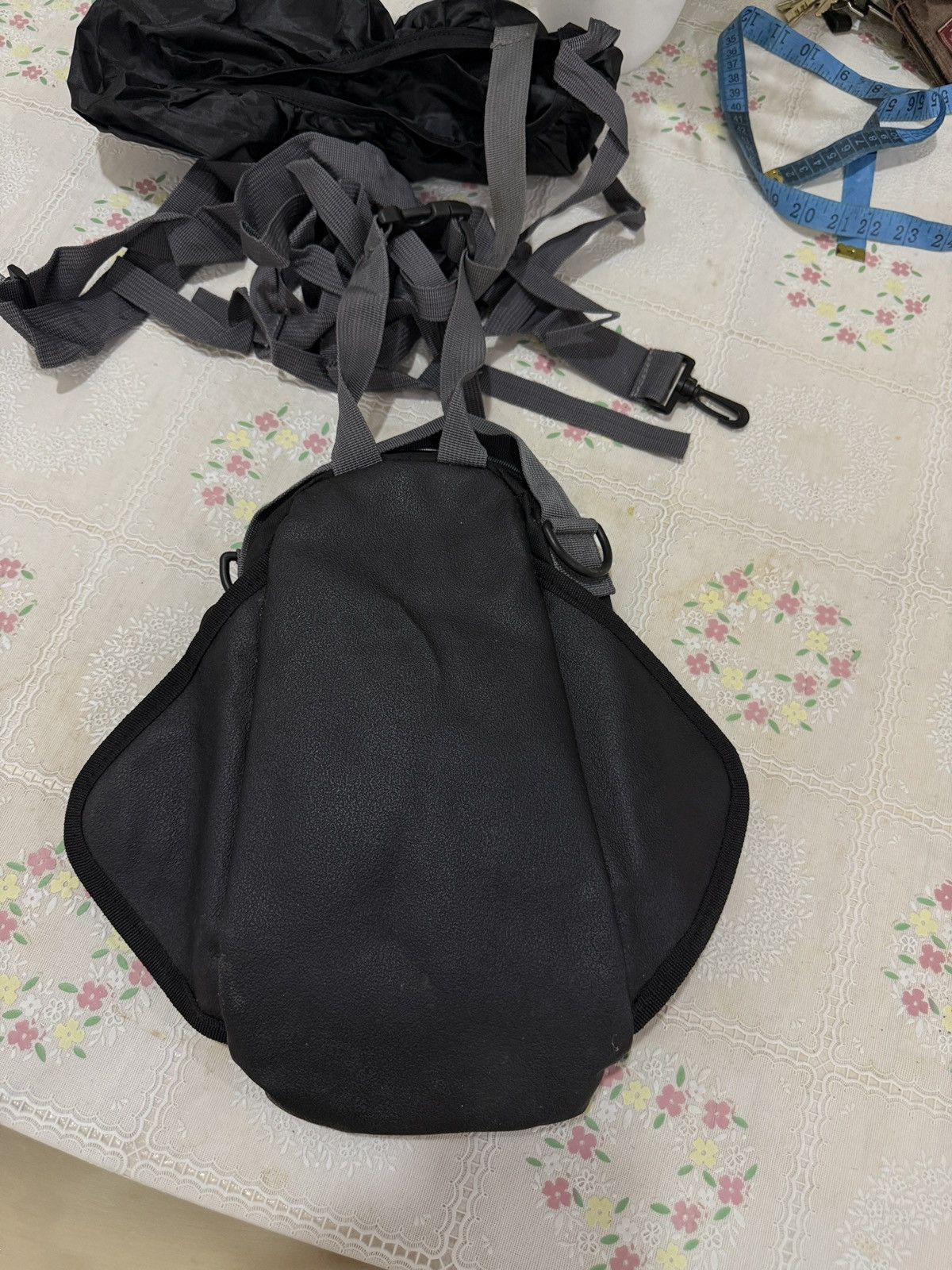 Japanese Brand 🔥🔥🔥ARCHIVE GIVI MOTOR TANK BAG Size ONE SIZE - 5 Thumbnail