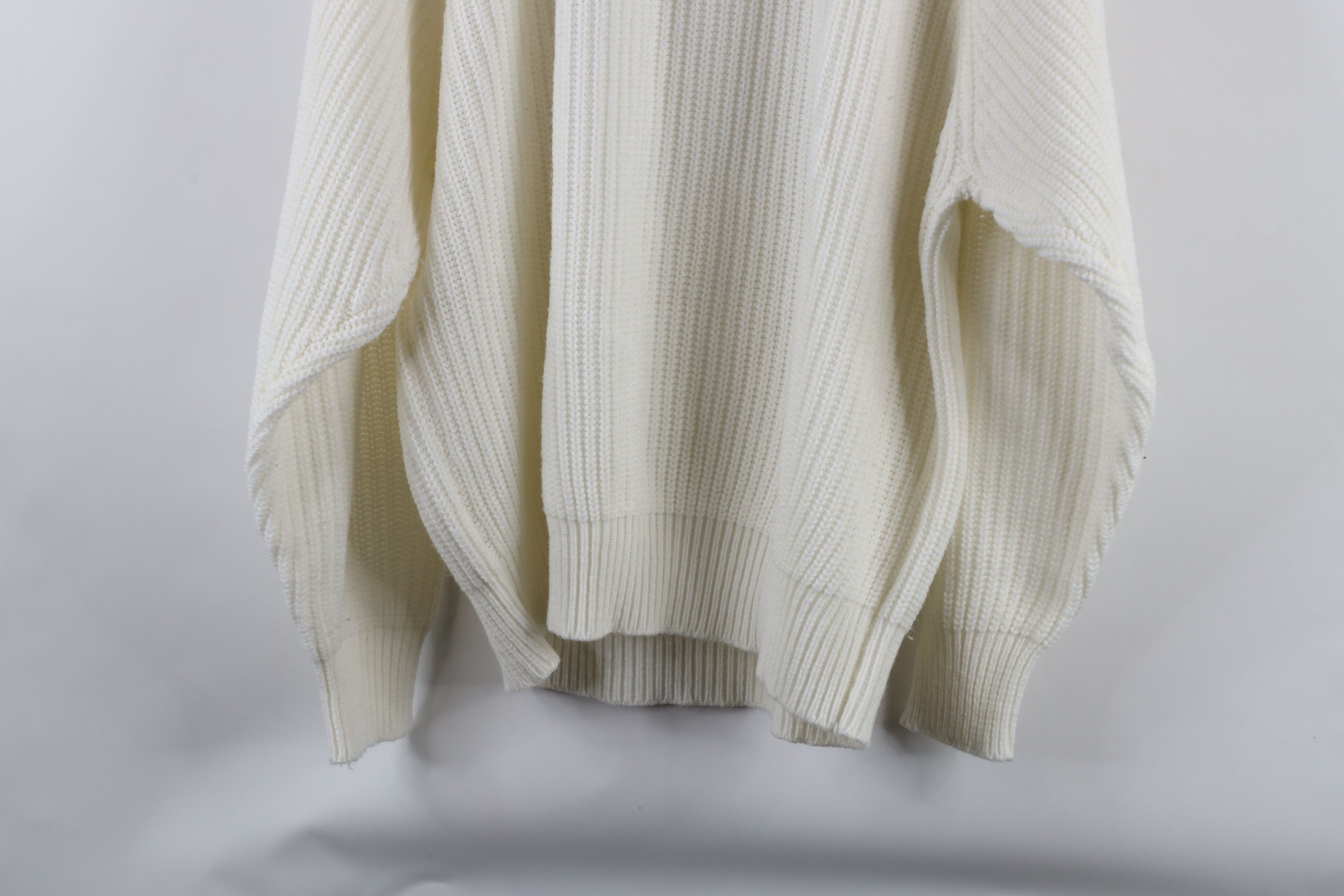 Vintage Vintage 70s Streetwear Ribbed Knit Crewneck Sweater White Size US XL / EU 56 / 4 - 7 Thumbnail
