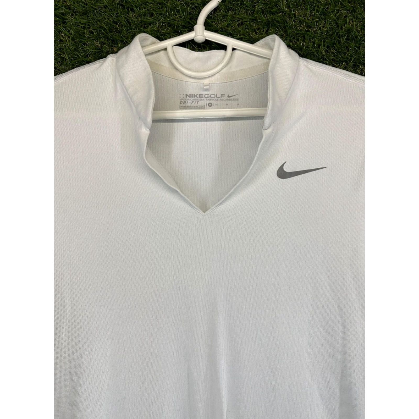 Nike Nike Golf Dri-FIT Shirt White Size M 2016 Sport Jersey Women Size M / US 6-8 / IT 42-44 - 5 Thumbnail