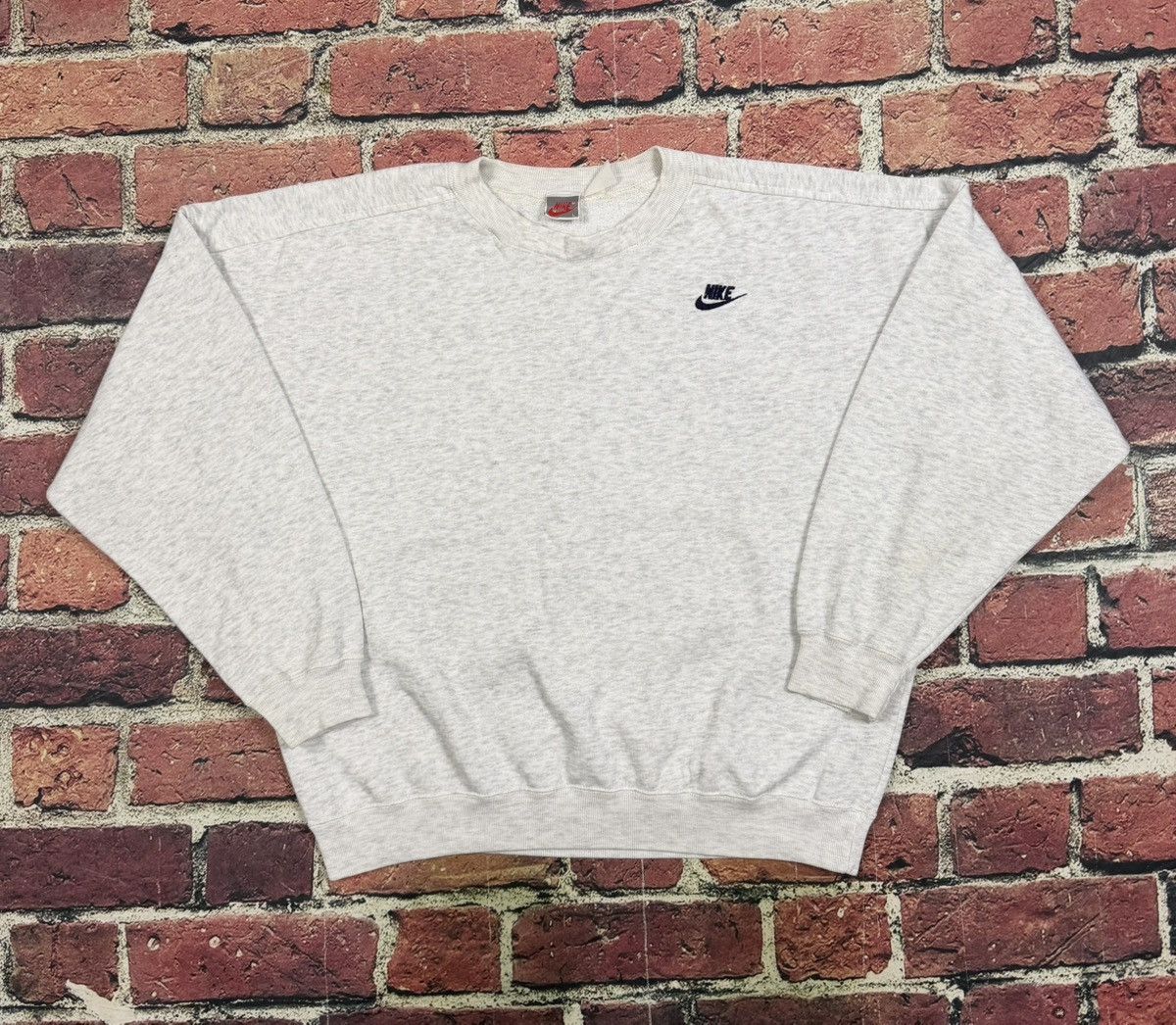 Nike Vintage 90s Nike Air Swoosh Spell Out Crewneck Sweatshirt Size US L / EU 52-54 / 3 - 1 Thumbnail