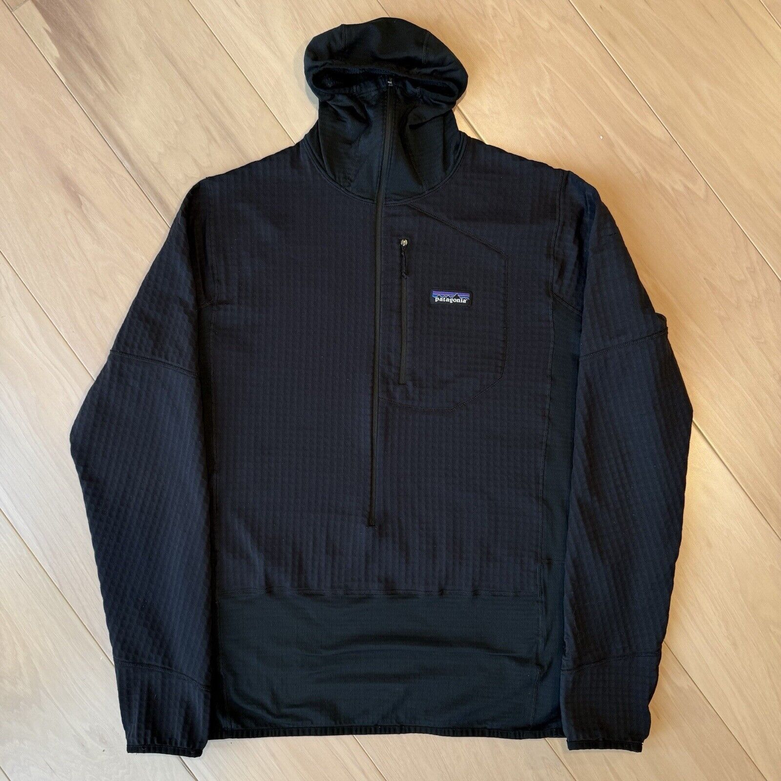 Patagonia Patagonia R1 1/2 Zip Fleece Pullover Hoody Black Lightweight Size US L / EU 52-54 / 3 - 2 Thumbnail