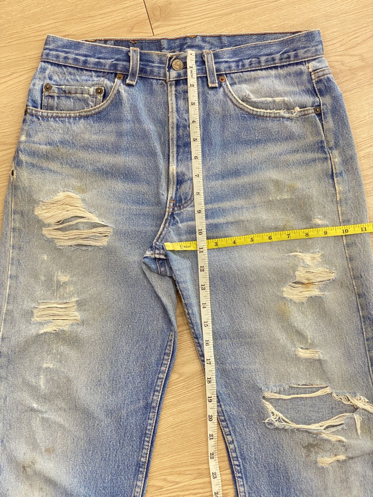 Levi's Vintage Clothing Vintage 90s Levis 501 Mud Wash Faded Distressed Style Jeans Size US 31 - 11 Thumbnail
