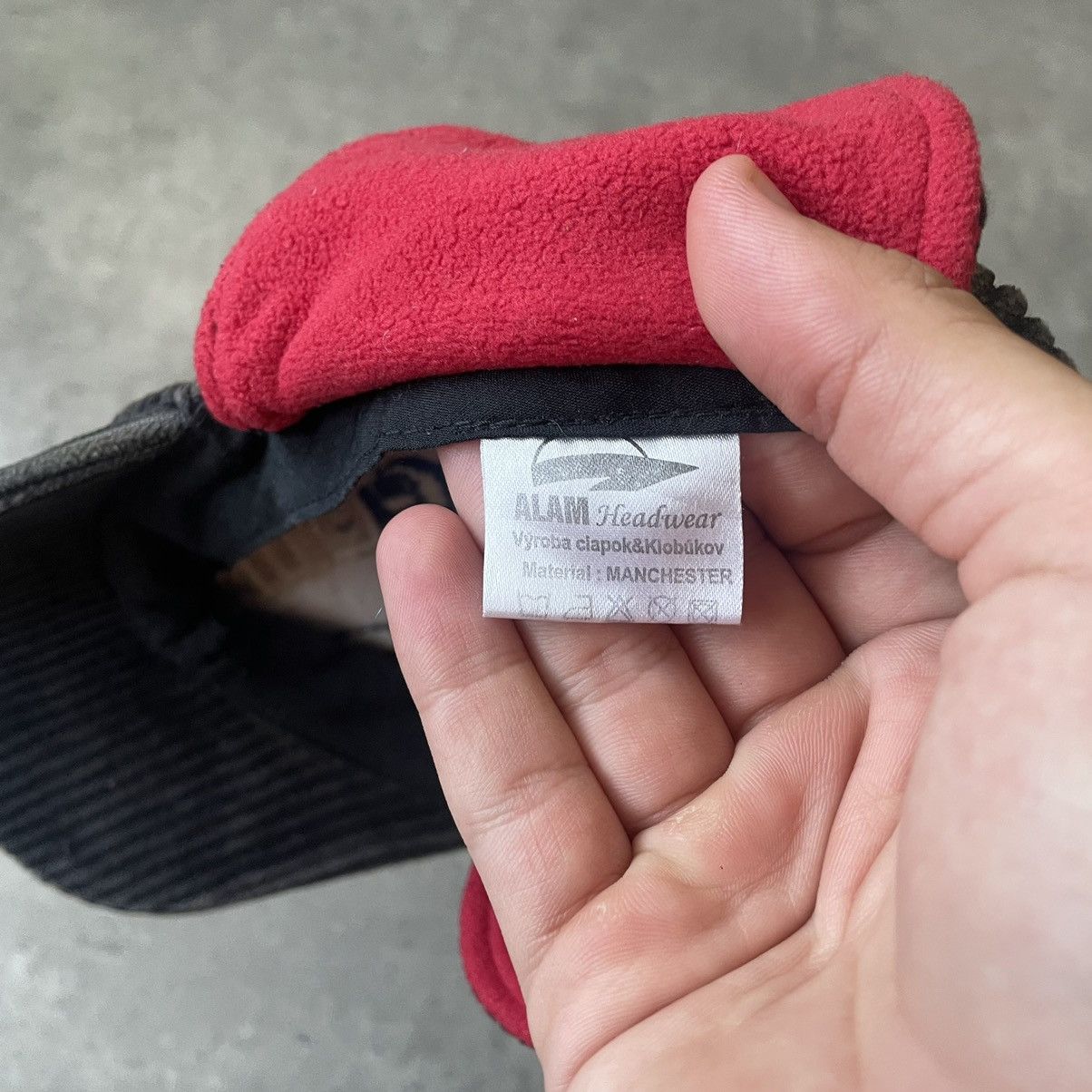 Osiris × Vintage Vintage Osiris Corduroy Cap Sk8 Size ONE SIZE - 4 Thumbnail