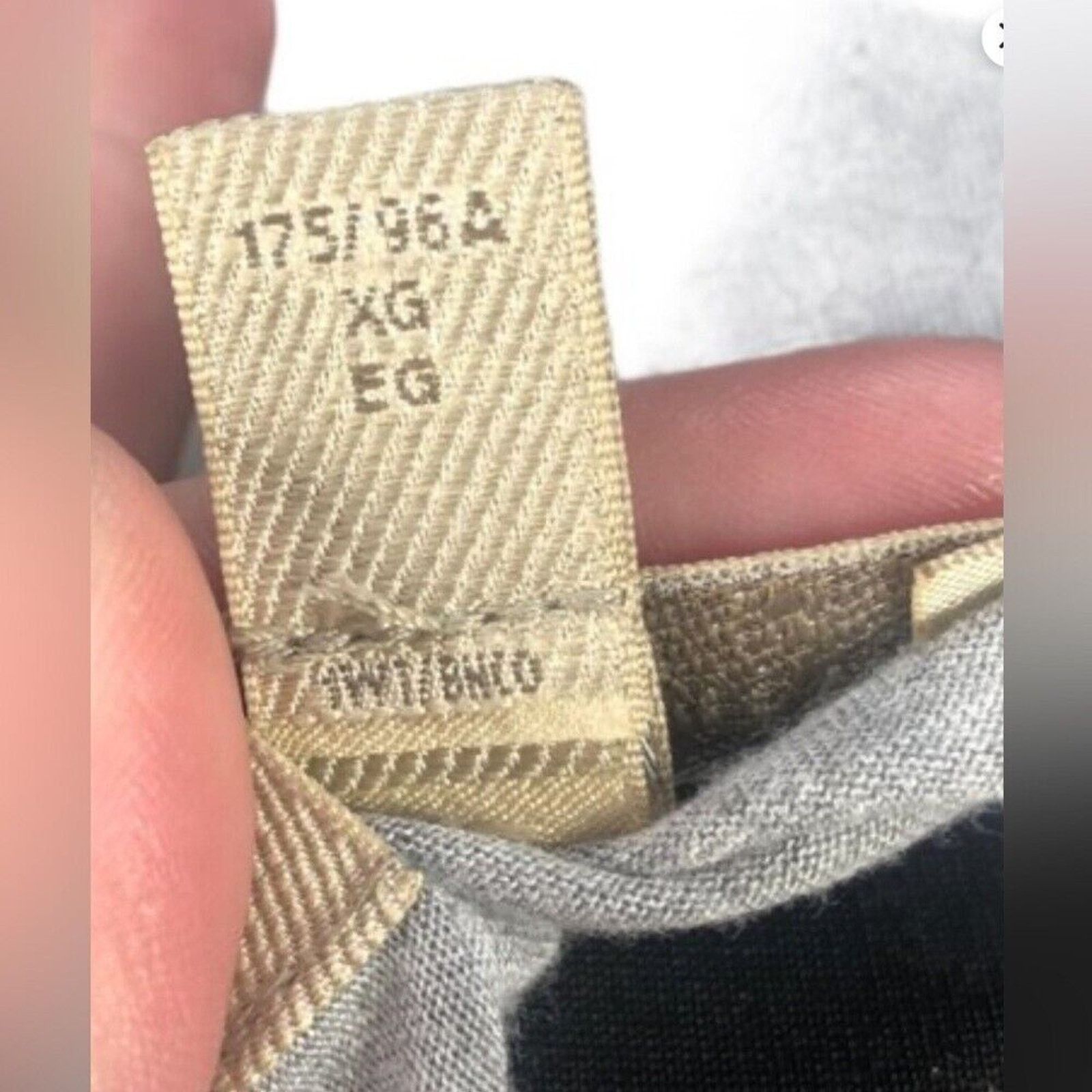 Burberry Grey Burberry Brit Jewel Pocket Tee Sz XL Size XL / US 12-14 / IT 48-50 - 8 Thumbnail