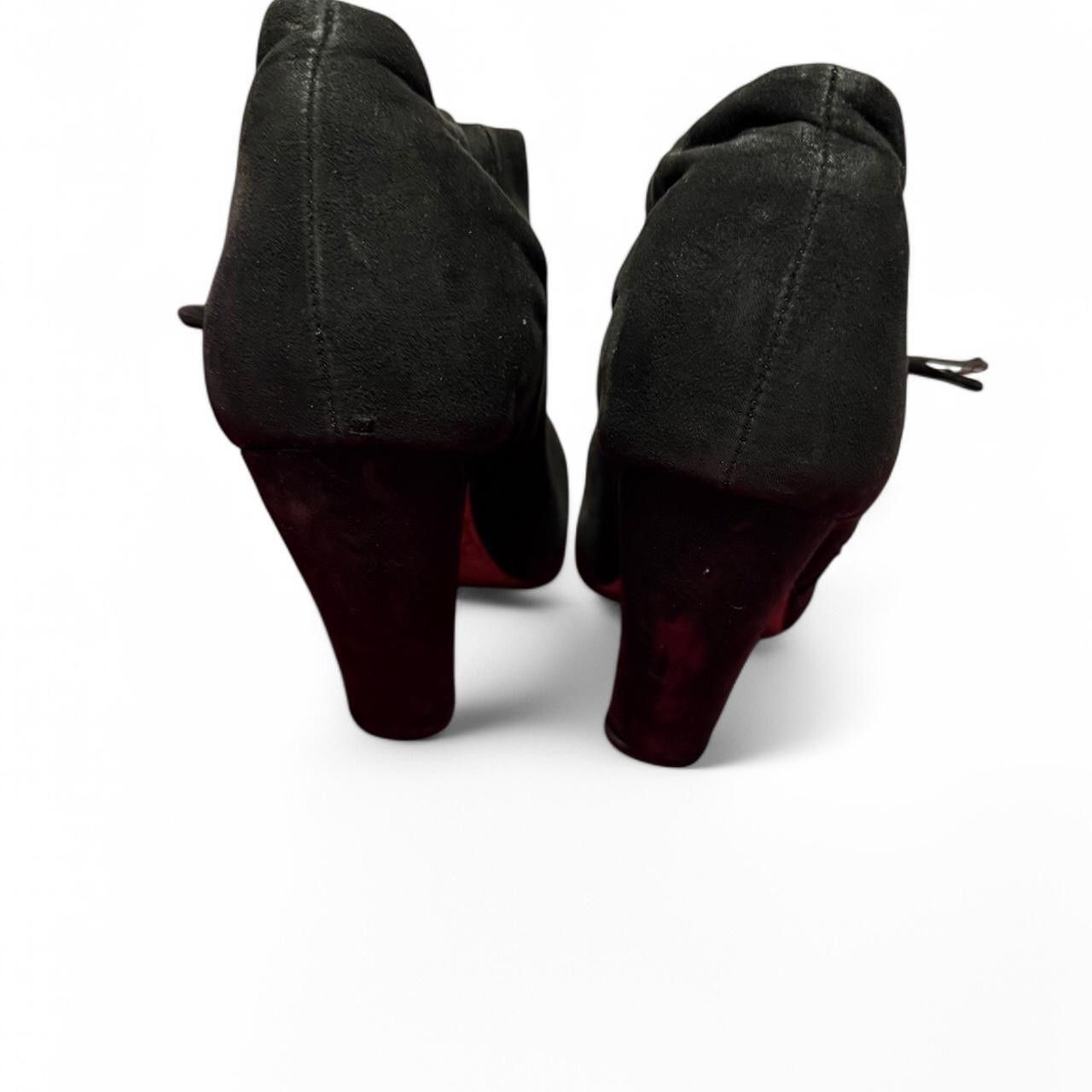 Designer Chic Black Suede Ankle Booties with Zipper Size US 10 / IT 40 - 2 Thumbnail
