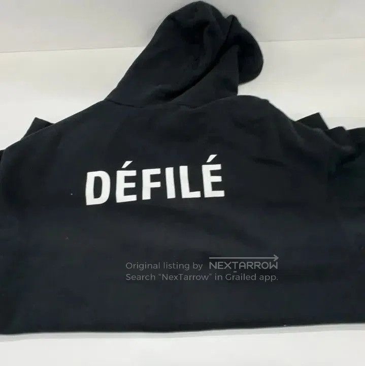Balenciaga Balenciaga Classic Logo Black Hoodie for Men. Size US M / EU 48-50 / 2 - 7 Thumbnail