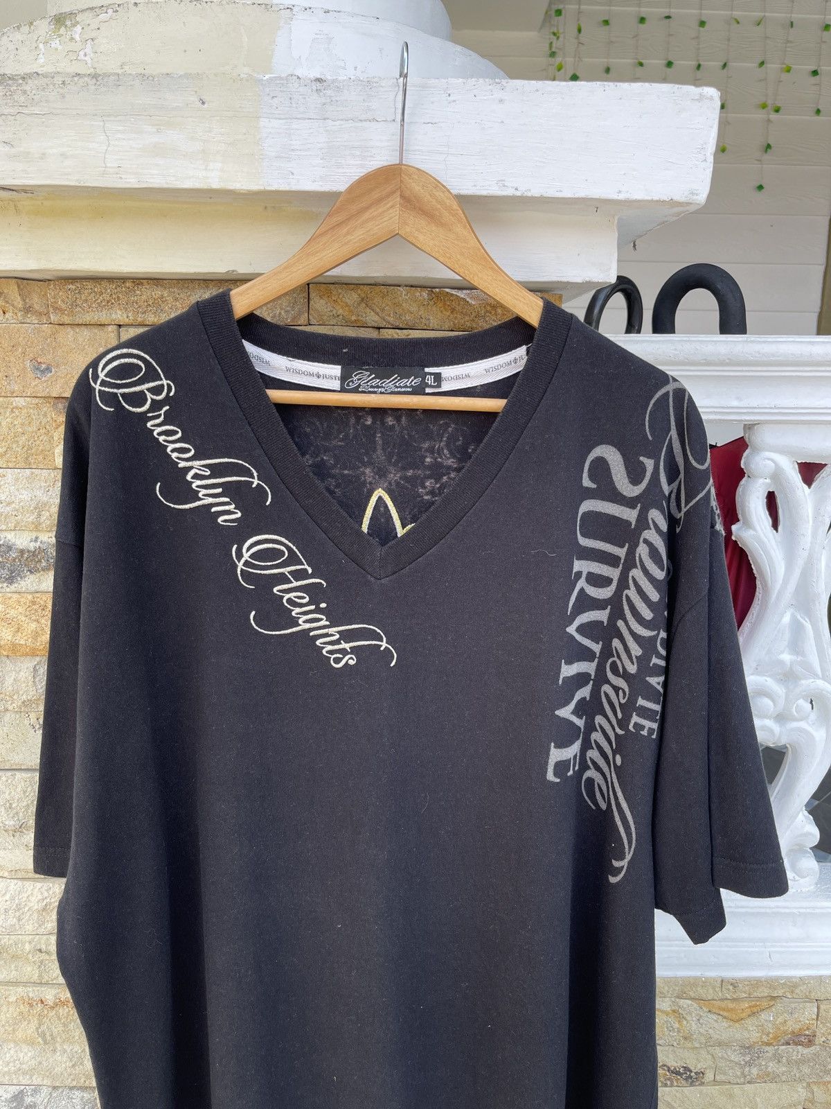 The Unbranded Brand Last Drop🔥Broklyn Heights Like Design CHROME HEART T Shirt Size US XXL / EU 58 / 5 - 3 Thumbnail