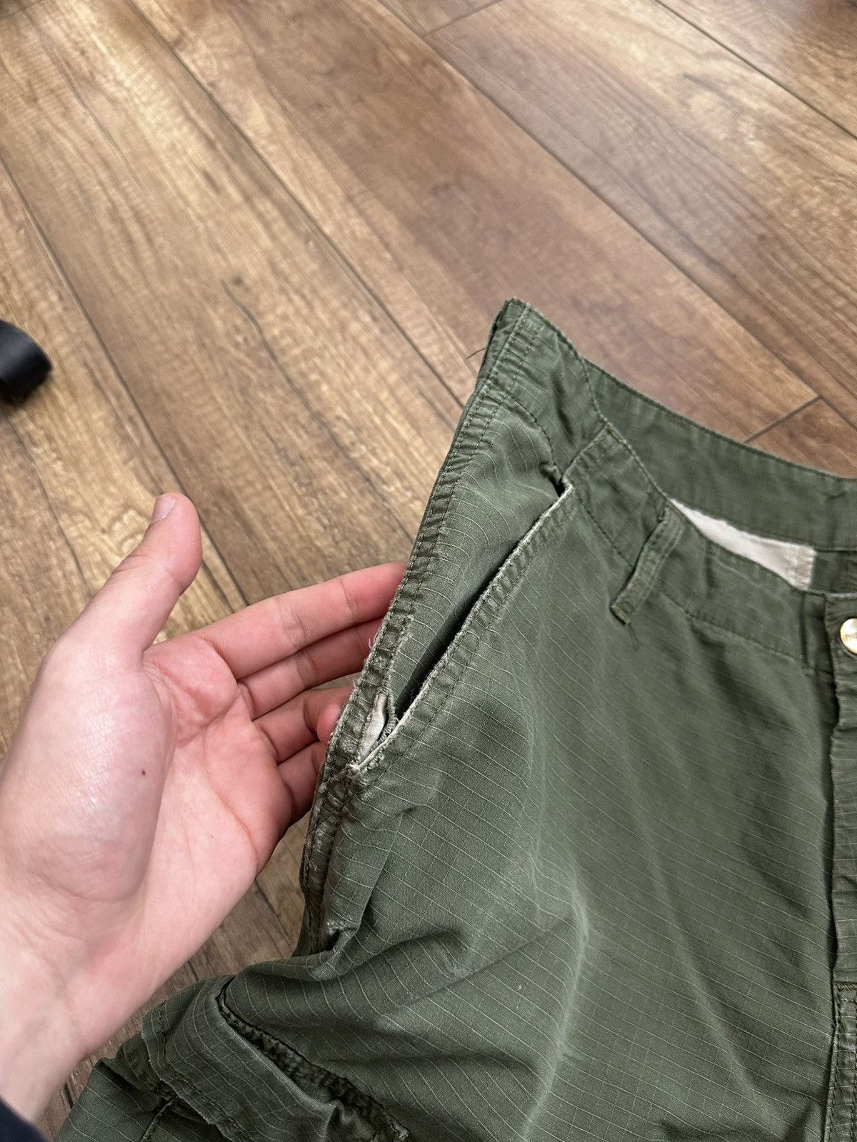 Carhartt Carhartt Regular Cargo Pants Vintage Distressed Size US 33 - 13 Thumbnail