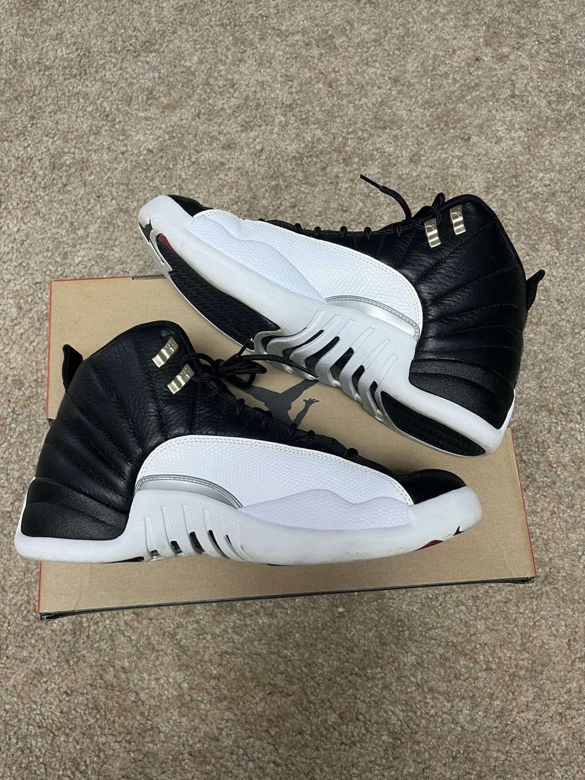 Jordan Brand × Nike Air Jordan 12 Retro “Playoff”2022 Size US 11 / EU 44 - 2 Thumbnail