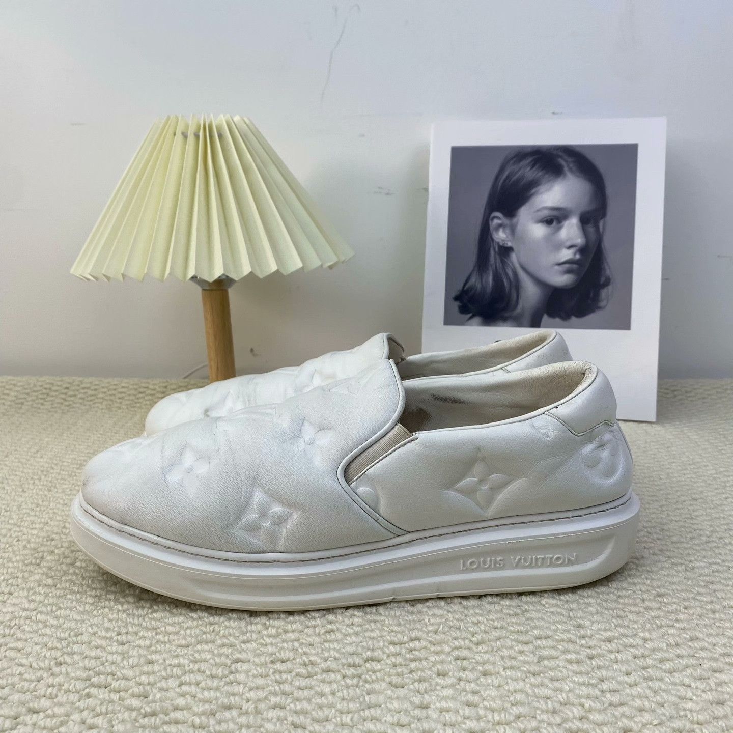 Louis Vuitton Louis Vuitton Lowtop Sneakers 9 Men Size US 9 / EU 42 - 1 Thumbnail