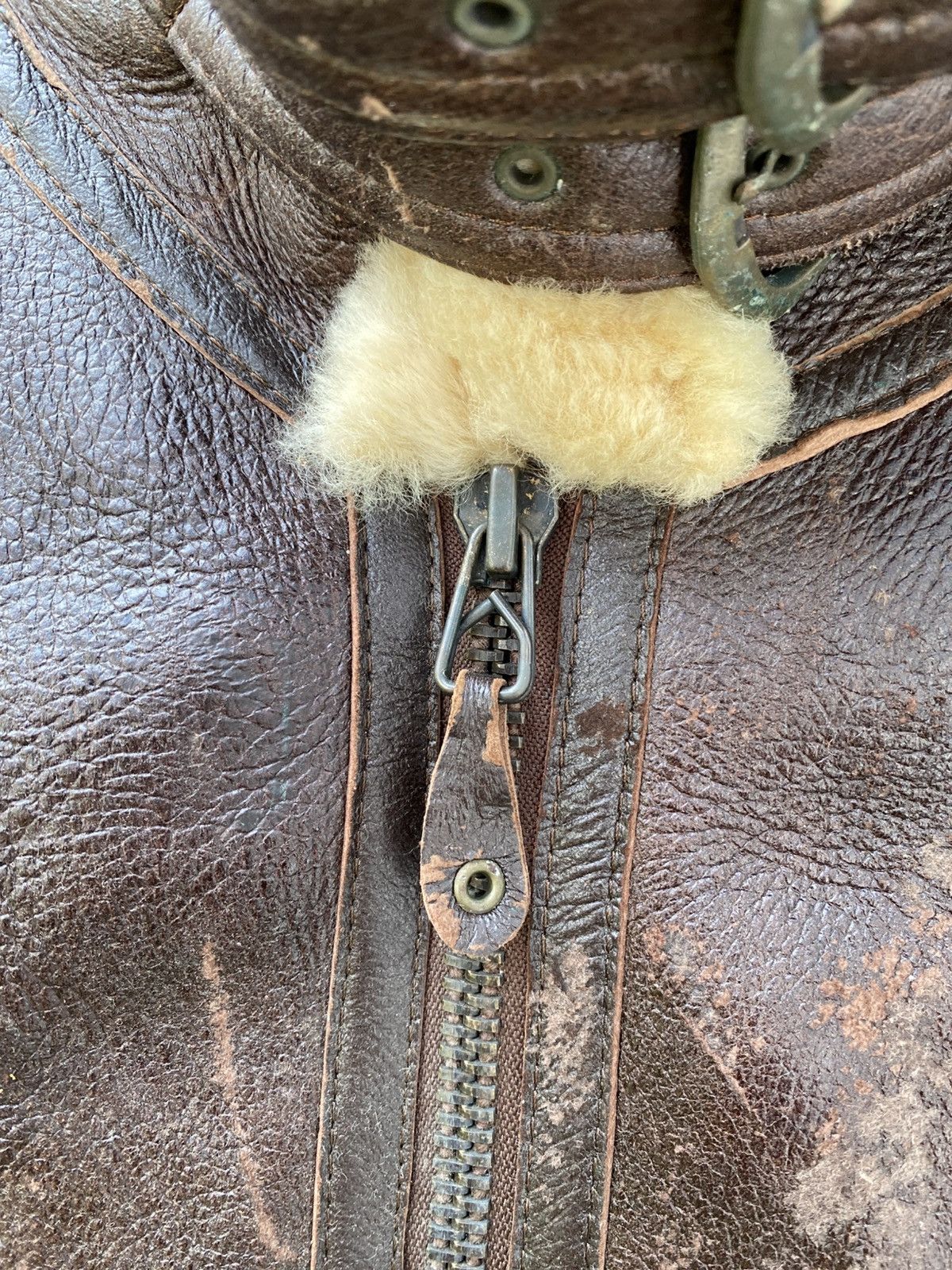 Avirex vintage b3 flight jacket sheepskin Size US M / EU 48-50 / 2 - 5 Thumbnail