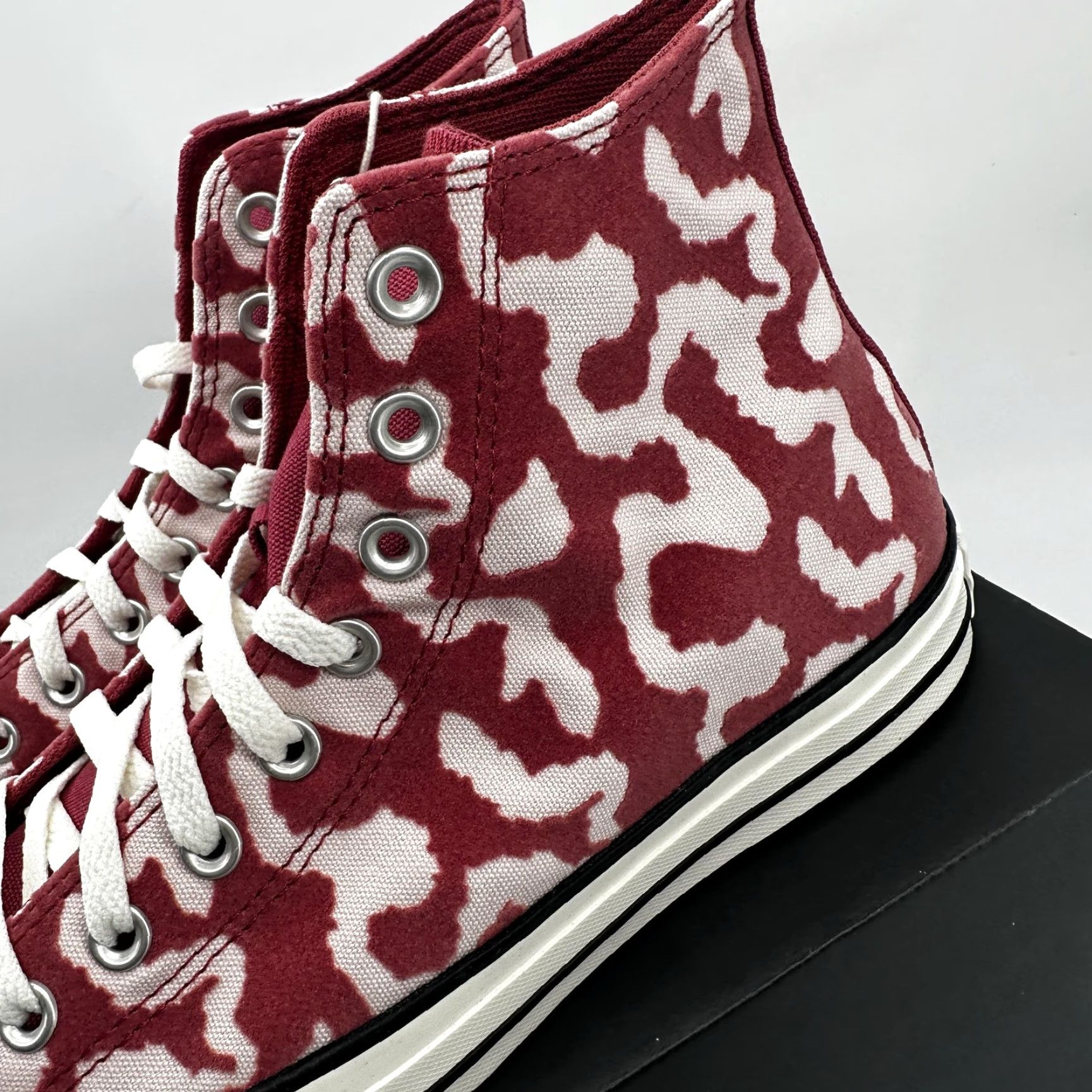 Converse VINTAGE Converse Chuck Taylor All Star High Top Shoes Mens 8 Red Camo - CTAS Hi - Canvas Sneakers Size US M / EU 48-50 / 2 - 3 Thumbnail