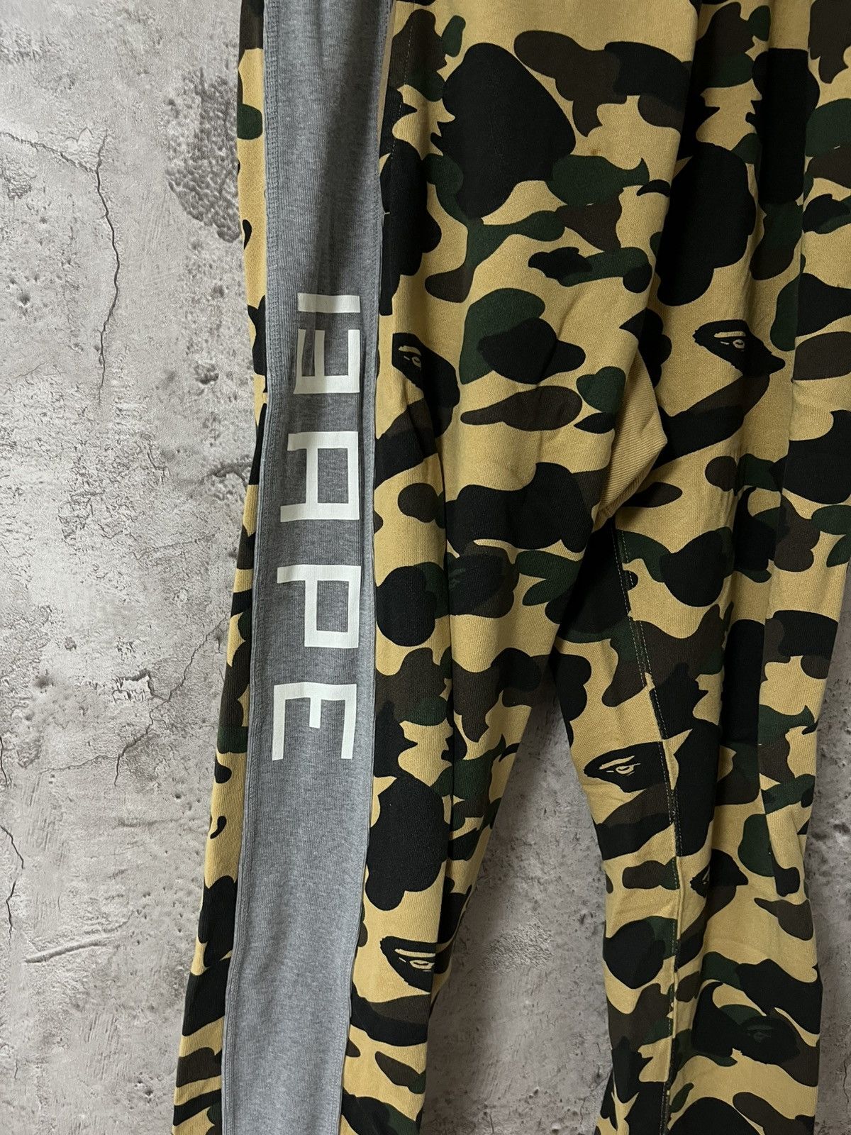 Bape Bape 2000's 1st Camo Training Pants Size US 31 - 3 Thumbnail
