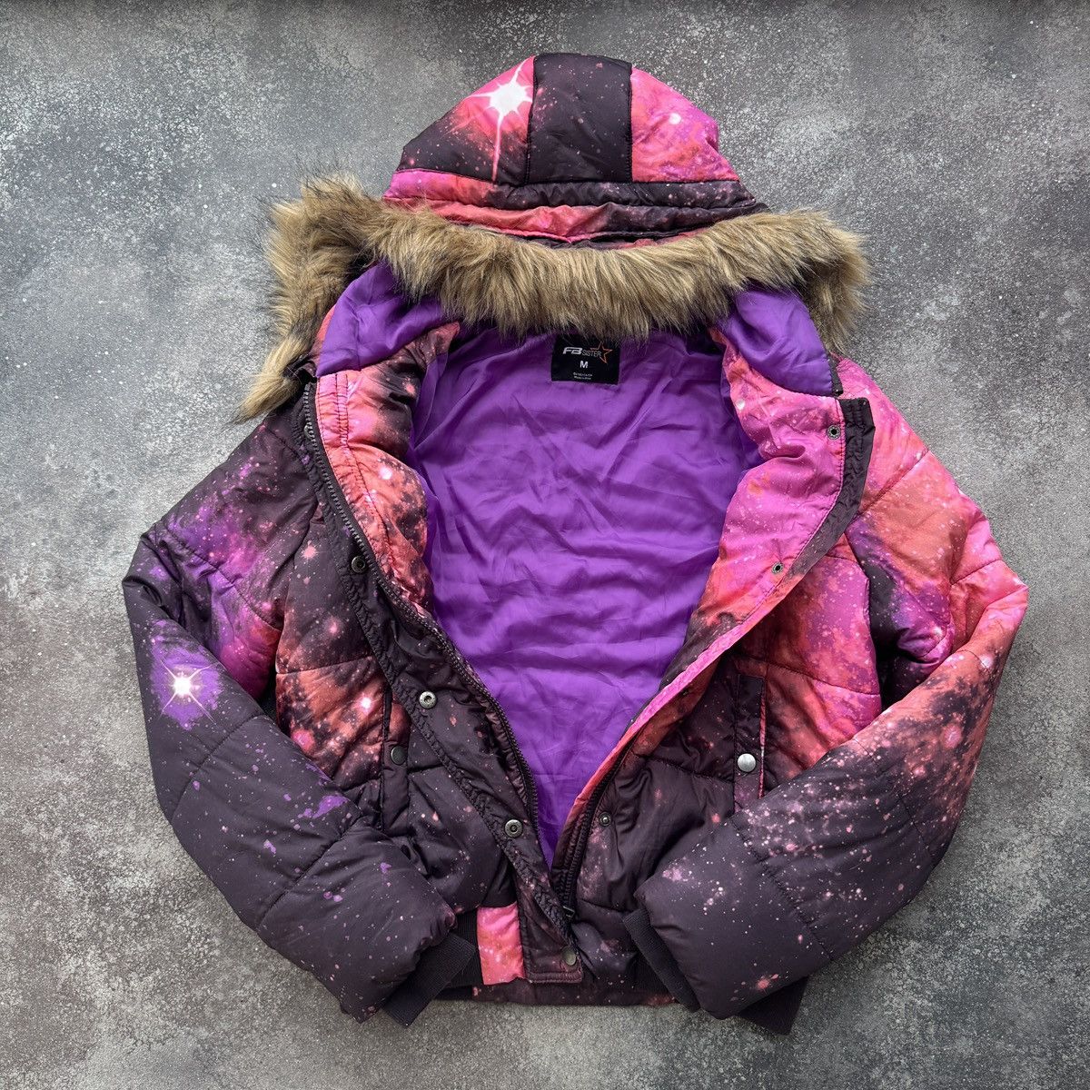 Japanese Brand Fbsister Y2K Galaxy Print Faux Fur Hooded Puffer Jacket Size M / US 6-8 / IT 42-44 - 10 Thumbnail