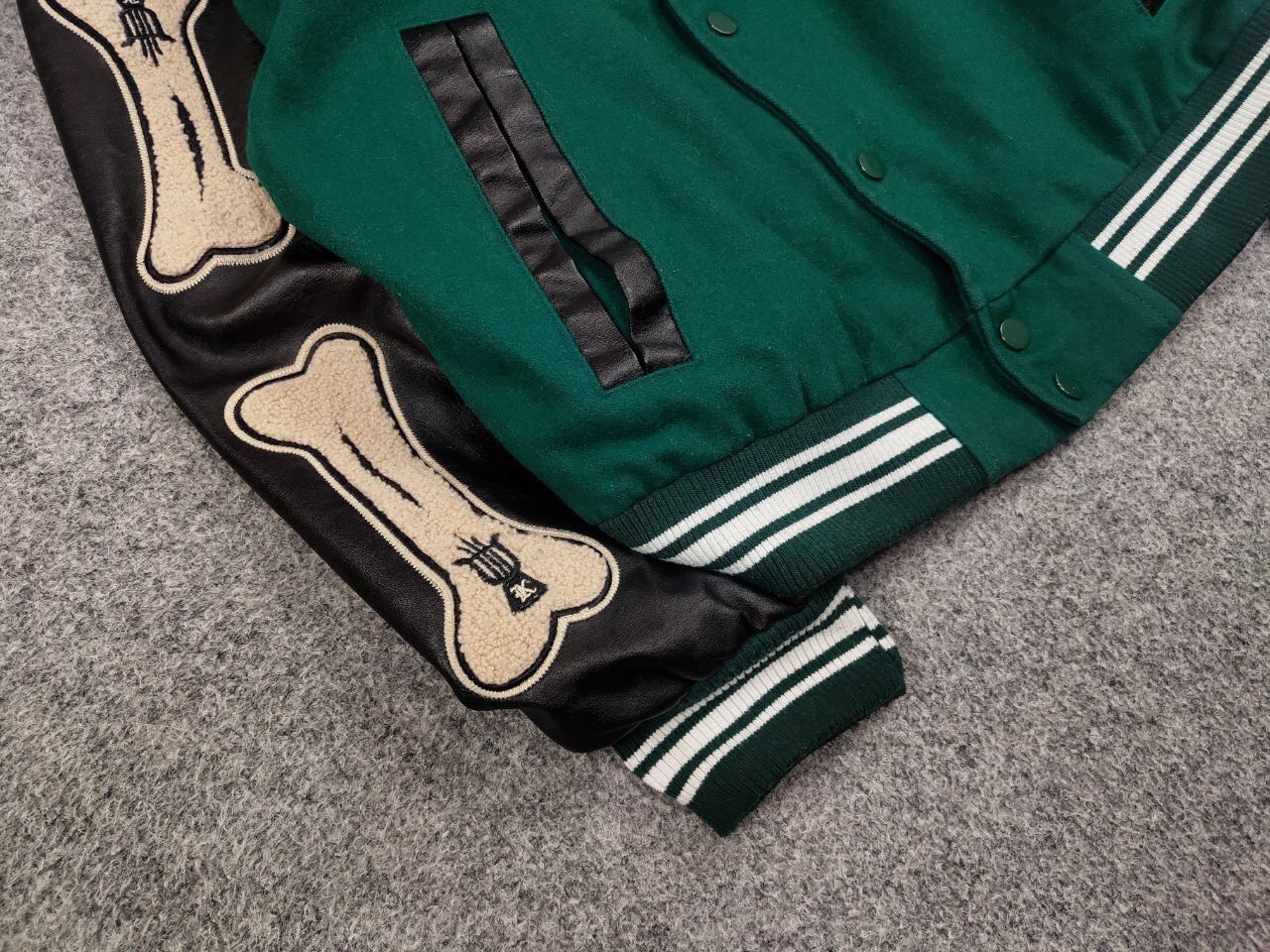 Japanese Brand Vintage Bones Japan Skeleton Letterman Varsity Bomber Jacket Size US S / EU 44-46 / 1 - 6 Thumbnail