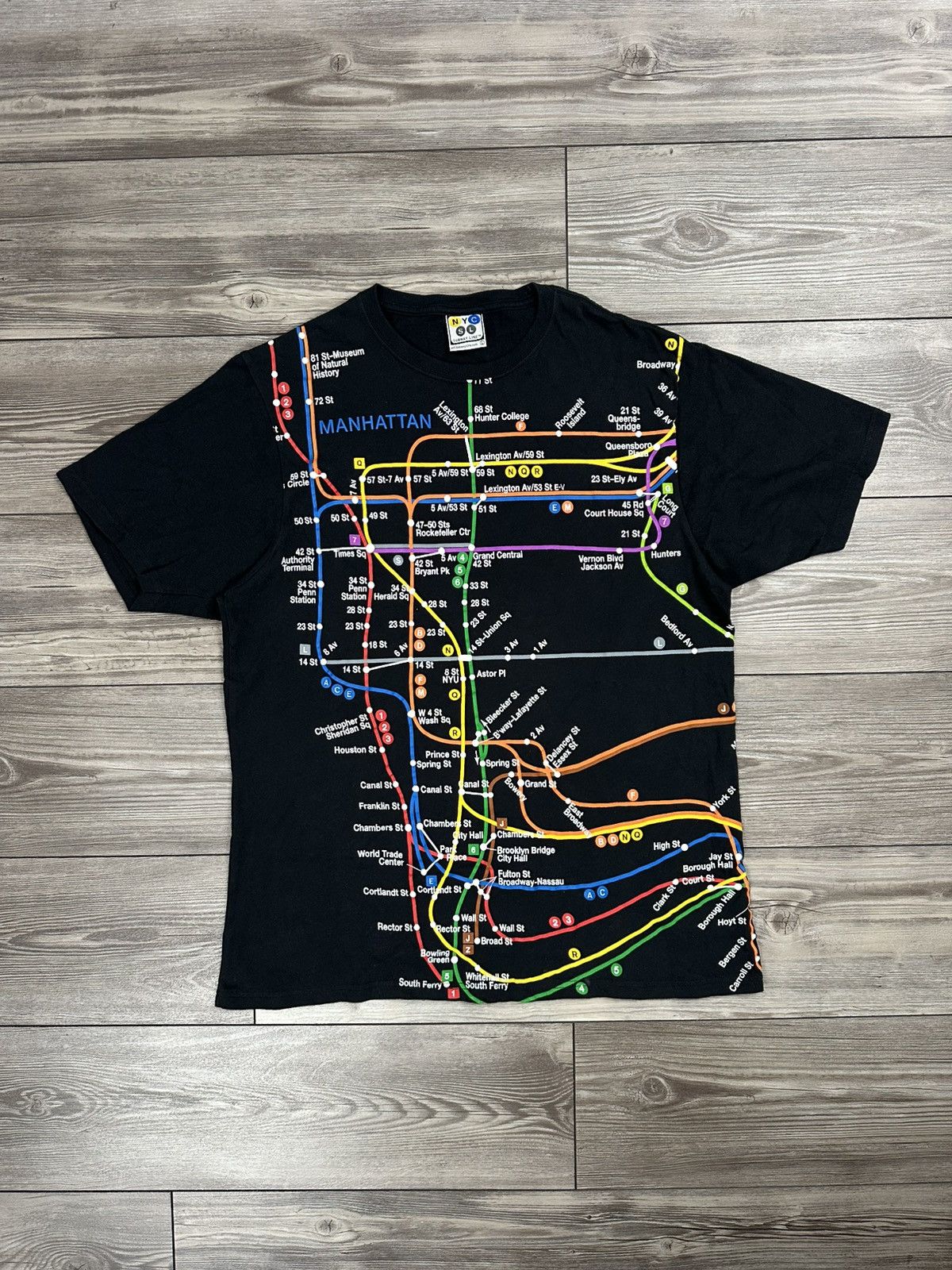 Vintage Vintage Y2K New York Subway Lines T Shirt Size US L / EU 52-54 / 3 - 1 Thumbnail