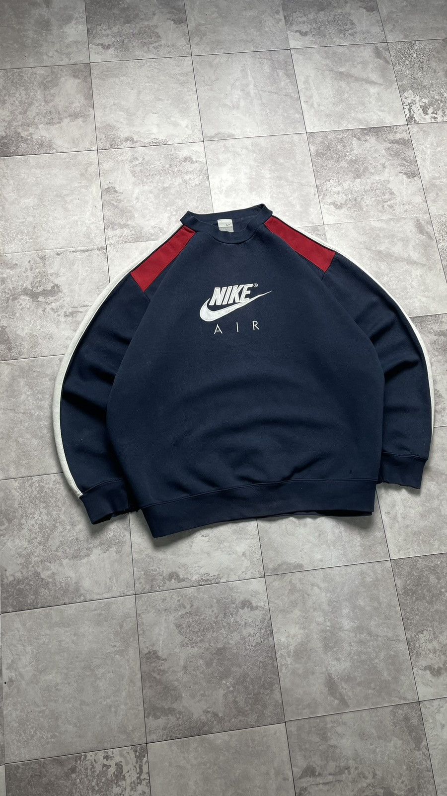 Nike Vintage 00's Nike Distressed Sweatshirt Pullover Big Logo L Size US L / EU 52-54 / 3 - 2 Thumbnail