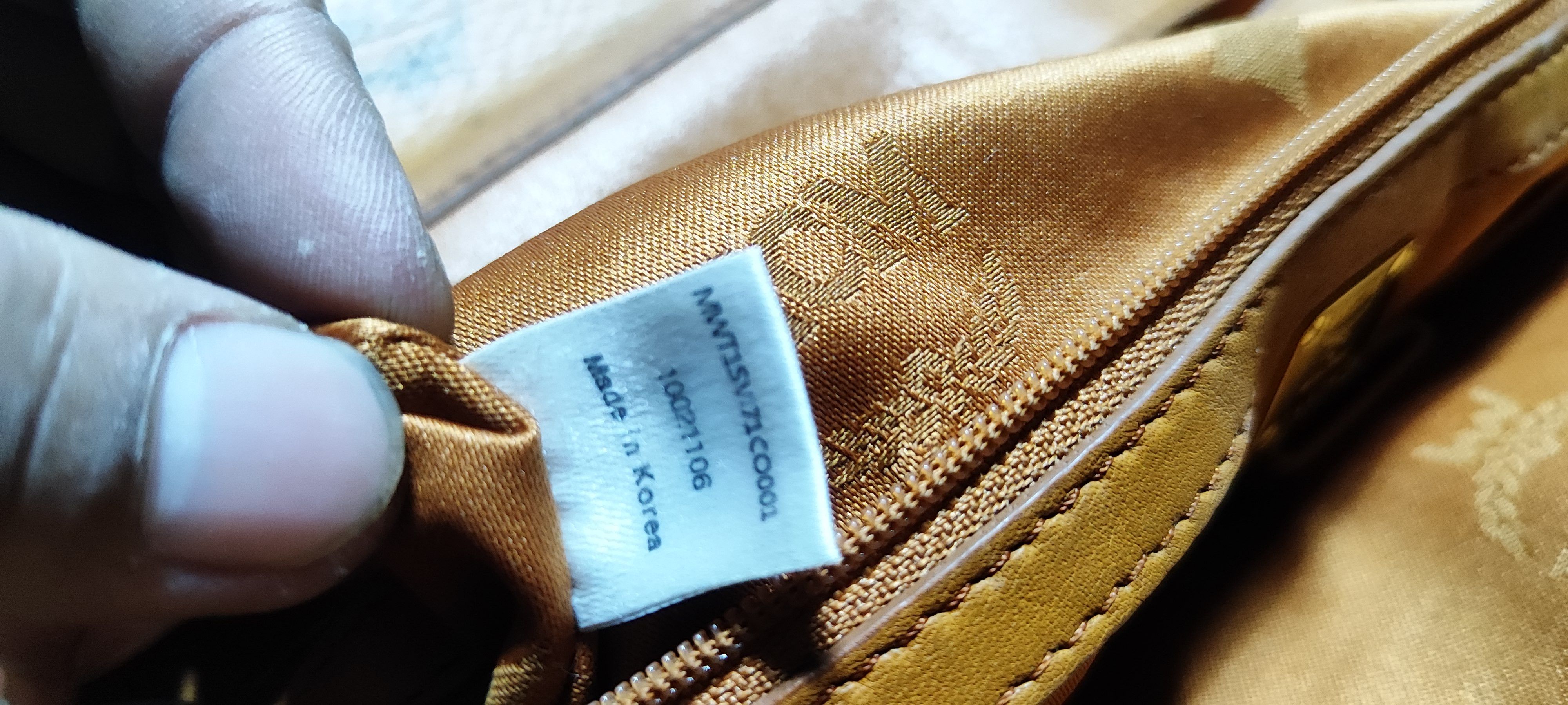 MCM MCM Gold Visetos Crossbody/Hand Leather Bag Size ONE SIZE - 13 Thumbnail