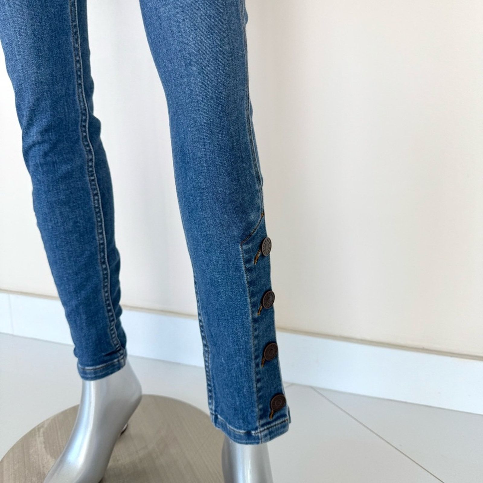 Sandro women skinny jeans size 38 or 6 US