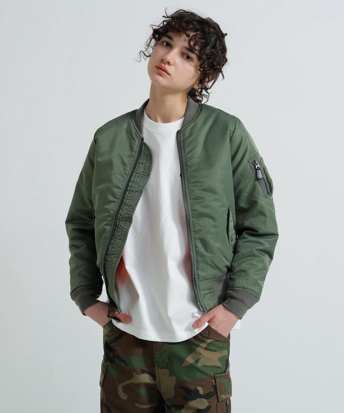 Avirex AVIREX USA REVERSIBLE BOMBER JACKET Size M / US 6-8 / IT 42-44 - 3 Thumbnail