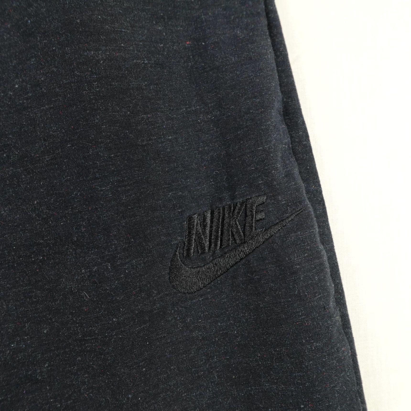 Nike Nike Pants Mens 42 Black Chino Straight Leg Trousers Flat Front Drawstring Zip Nike Logo Casual Workwear 90s (if applicable) Mens Size US 42 / EU 58 - 4 Thumbnail