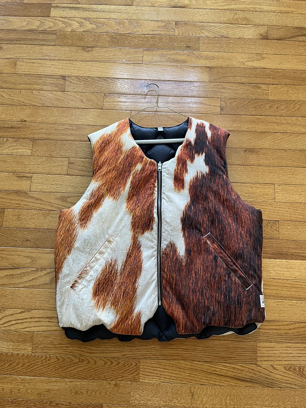Stussy × Vintage Stüssy cow print quilted vest | Grailed