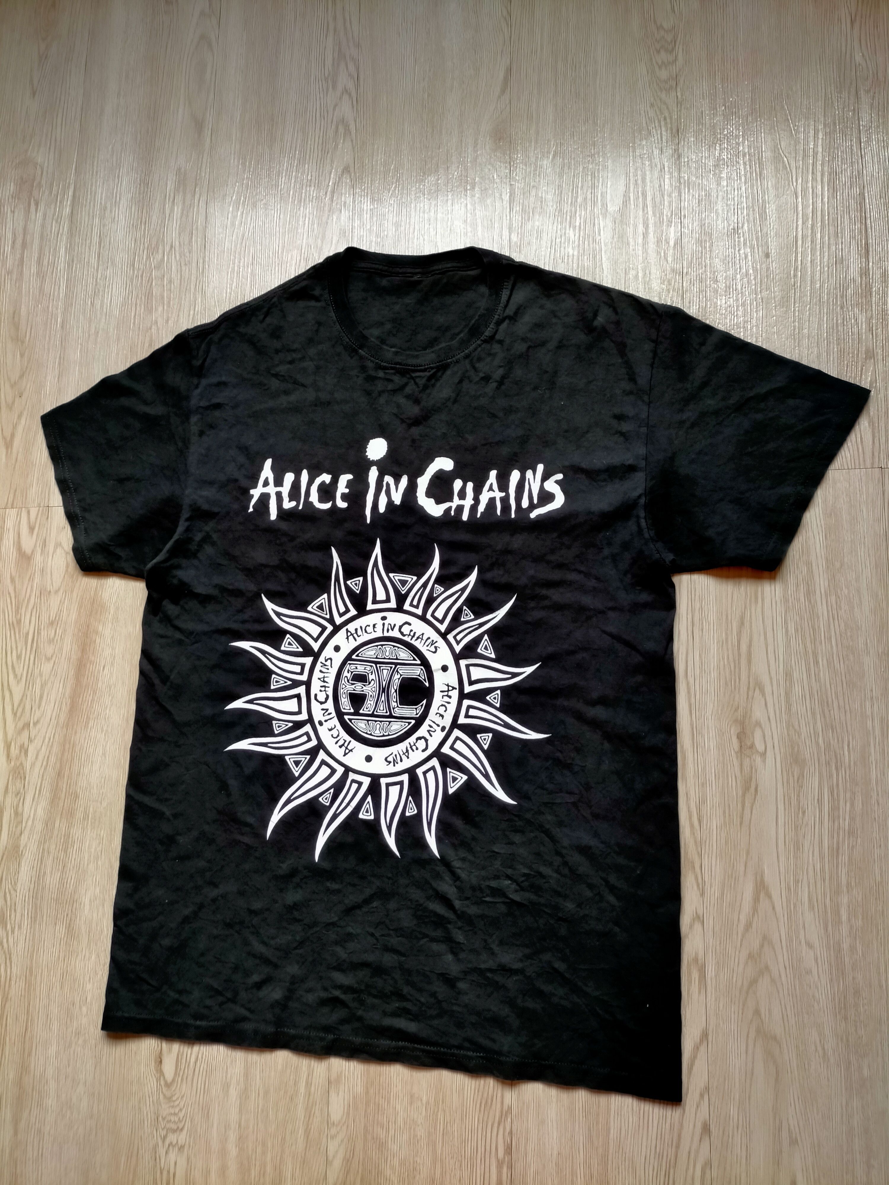 Band Tees Alice in Chains Band tees black tee Size US S / EU 44-46 / 1 - 2 Thumbnail
