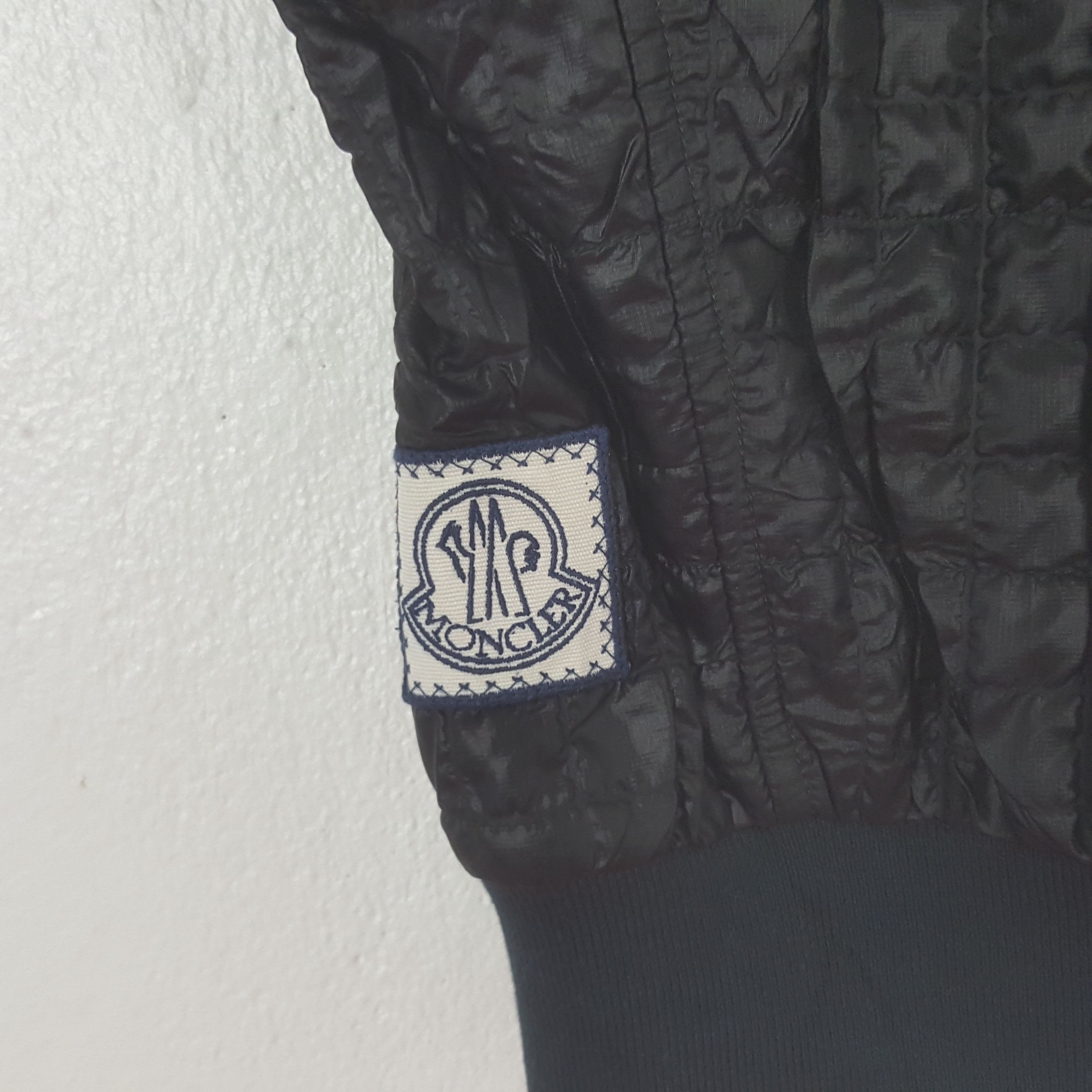 Moncler Vintage Moncler Puffer Vest Jacket C313N18 Size US S / EU 44-46 / 1 - 4 Thumbnail