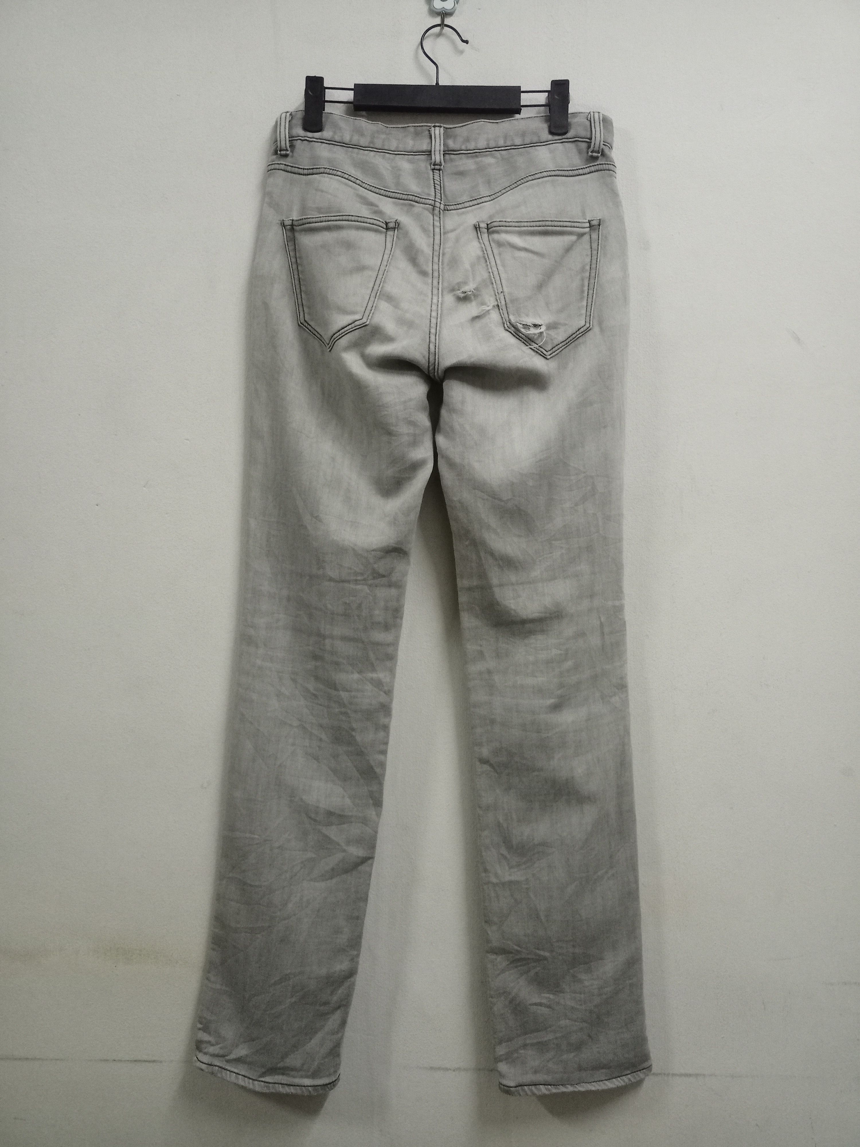 Carpe Diem × junhashimoto × wjk Vintage Japan Junhashimoto Distressed Faded Grey Jeans 30x33 Size US 30 / EU 46 - 2 Thumbnail
