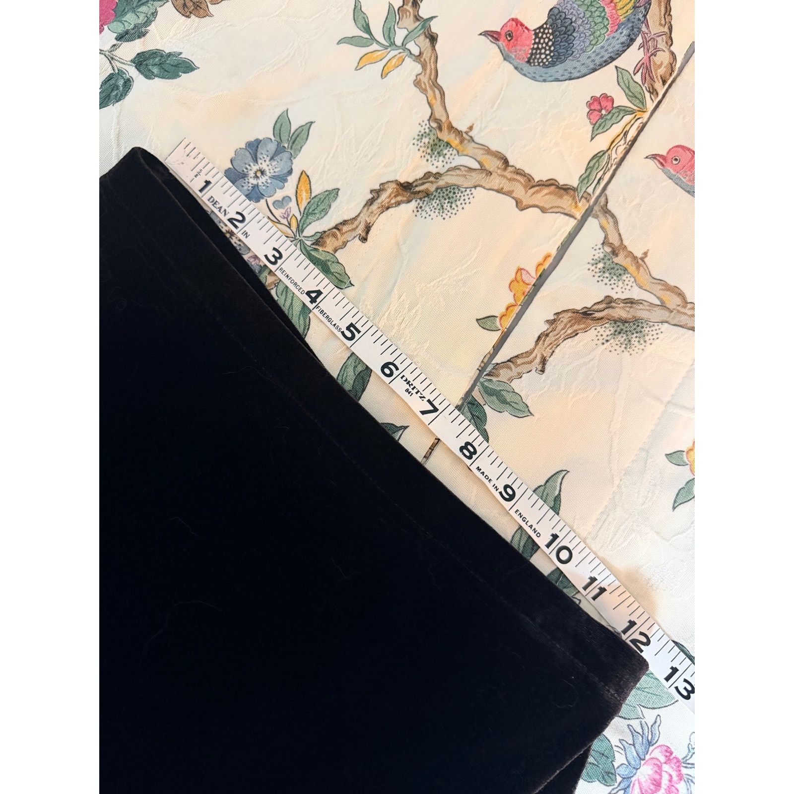 Tadashi Shoji Vintage Tadashi Black Velvet Maxi Skirt Gold Trim Side Slit Size 24" / US 00 / IT 34 - 5 Thumbnail