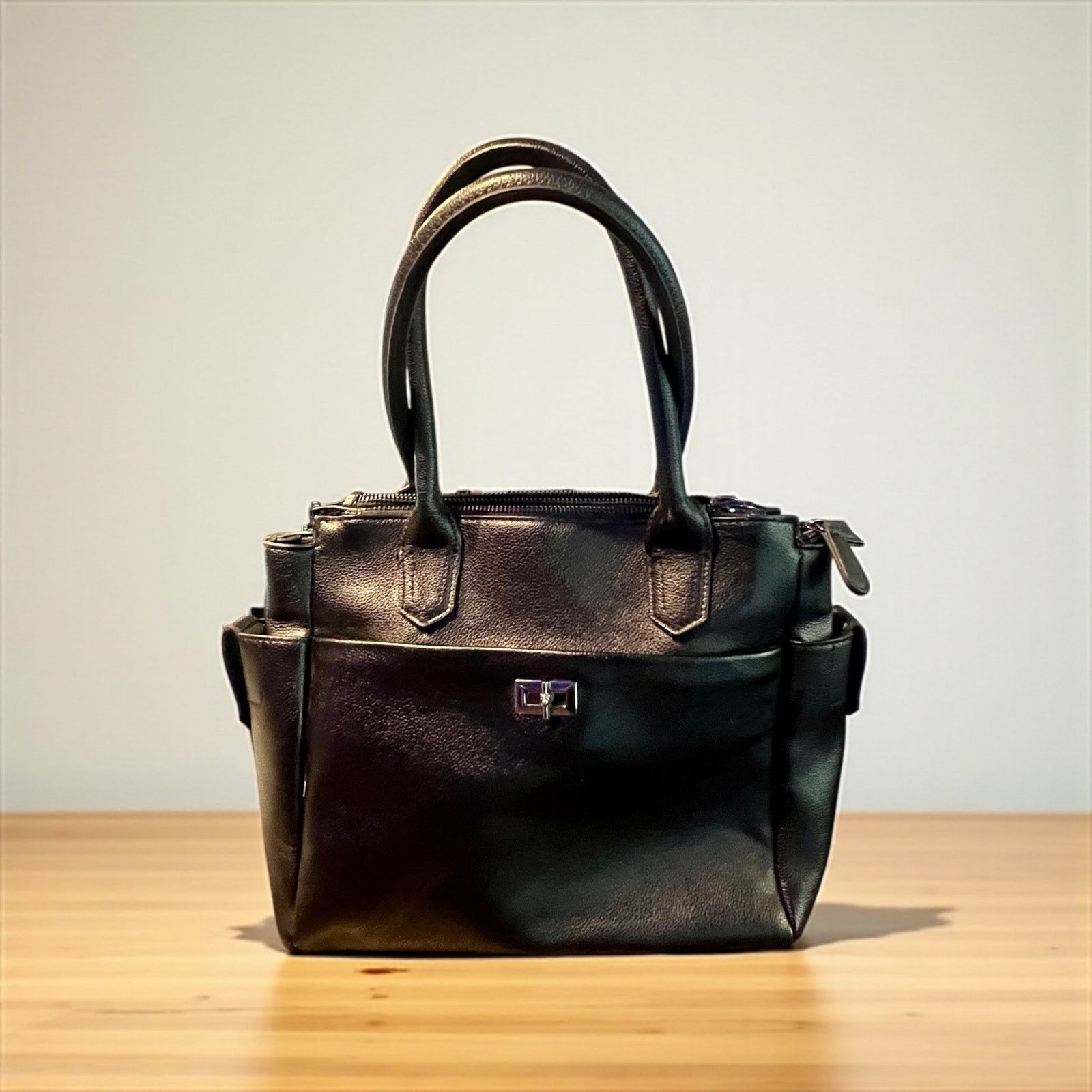 Vintage Structured Black Satchel Purse-Faux Leather-Classic Handbag Size ONE SIZE - 1 Thumbnail