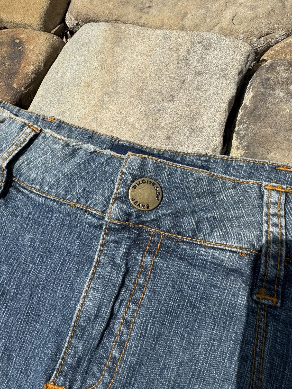 Japanese Brand Vintage Duchesse Blue Denim Y2k Mini Skirts Size 34" / US 12 / IT 48 - 3 Thumbnail