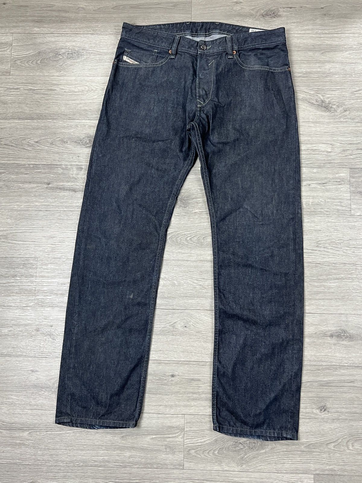 Diesel Vintage Diesel men’s regular straight jeans size 32/32 Size US 32 / EU 48 - 7 Thumbnail