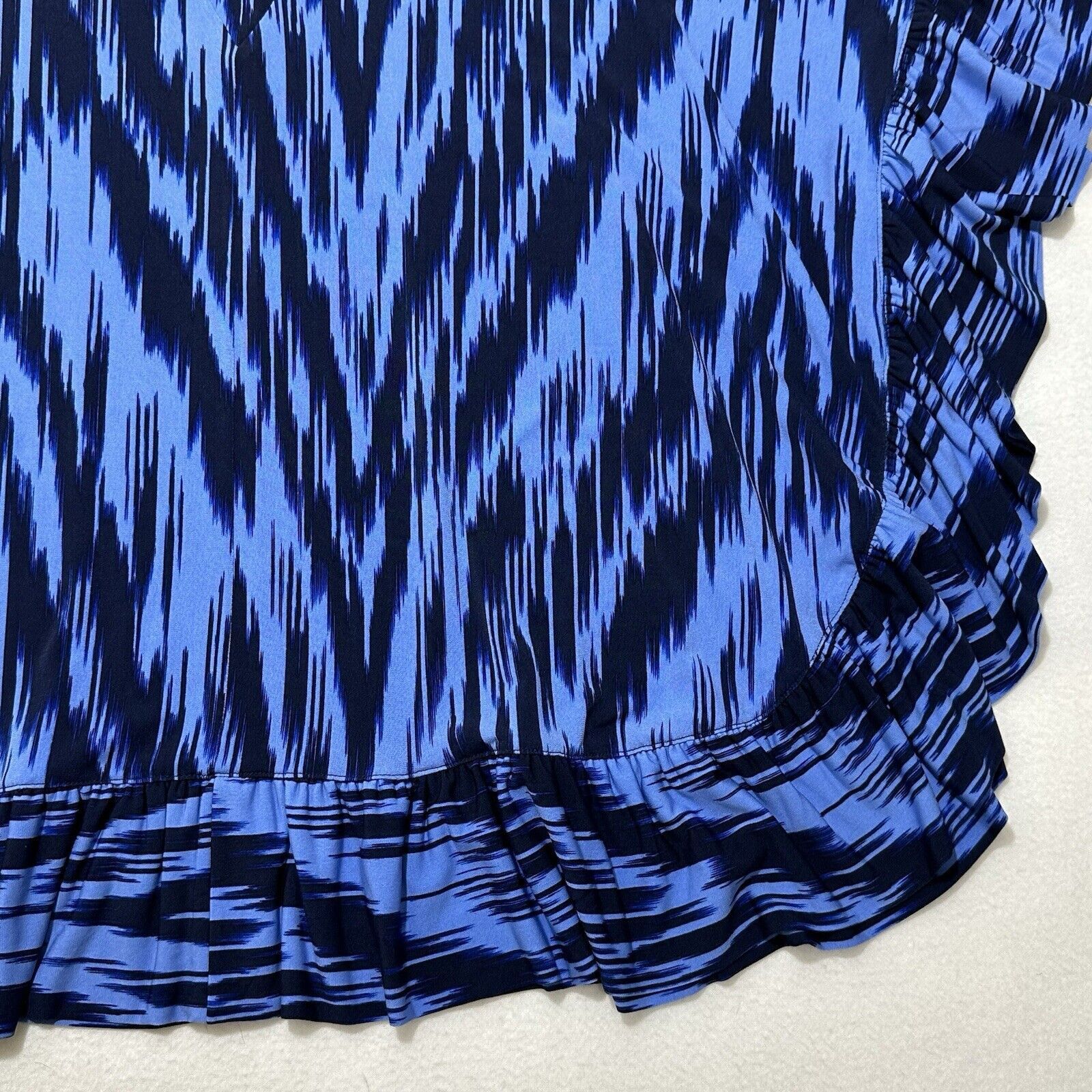 Michael Kors Michael Kors Large Blue V-Neck Blouse Kaftan Top Eyelet Size L / US 10 / IT 46 - 6 Thumbnail