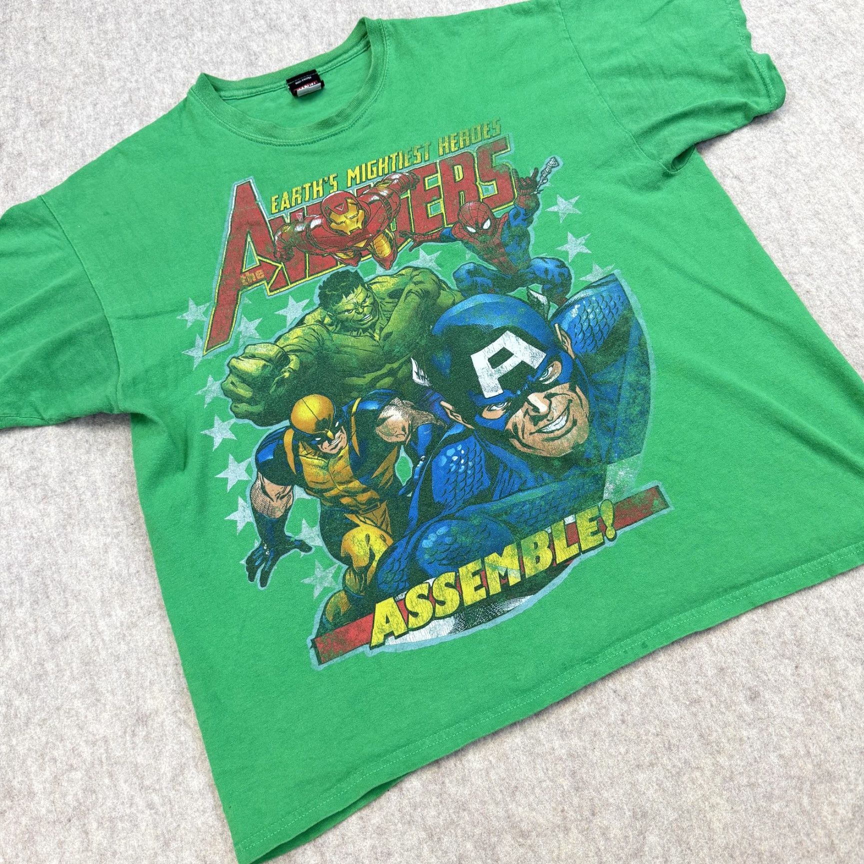 Vintage Marvel Avengers Assemble Men XL Hulk Ironman Captain Spider Wolverine T-Shirt Green Crew Neck Short Sleeve Graphic Print Size US XL / EU 56 / 4 - 7 Thumbnail