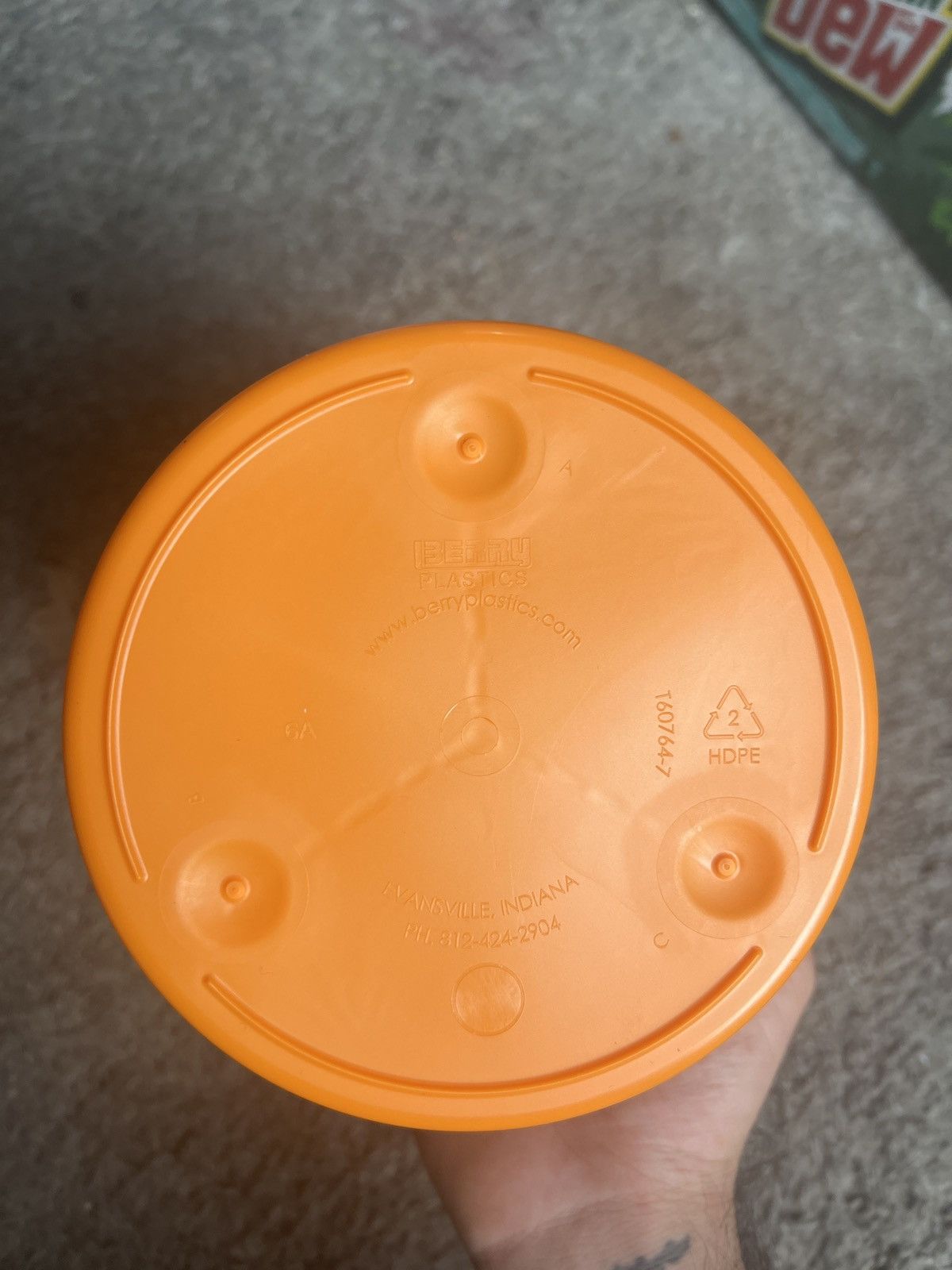 Hypebeast 2025 McDonald’s Pumpkin Boo Bucket Size ONE SIZE - 6 Thumbnail