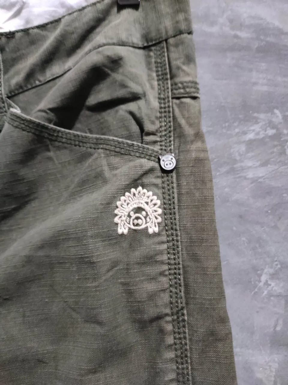 Japanese Brand Drug Store Olive Cargo Flared Pants Size US 33 - 4 Thumbnail