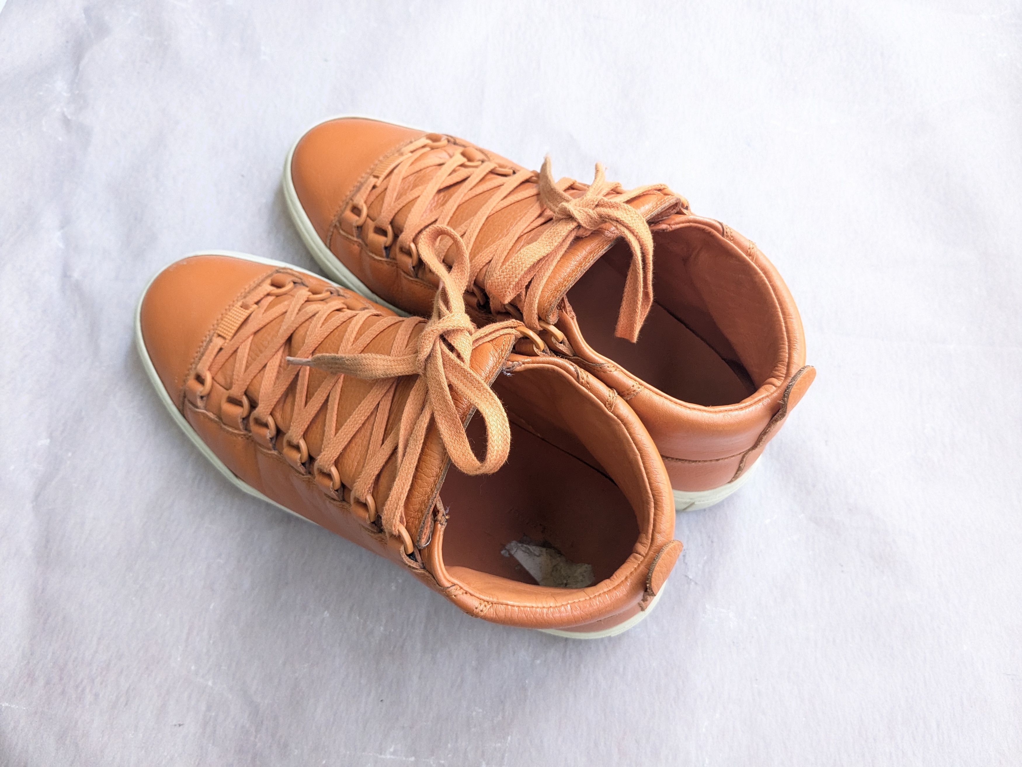 Balenciaga Balenciaga Arena Orange White High Tops Leather 9 Lace Up Size US 9 / EU 42 - 15 Thumbnail