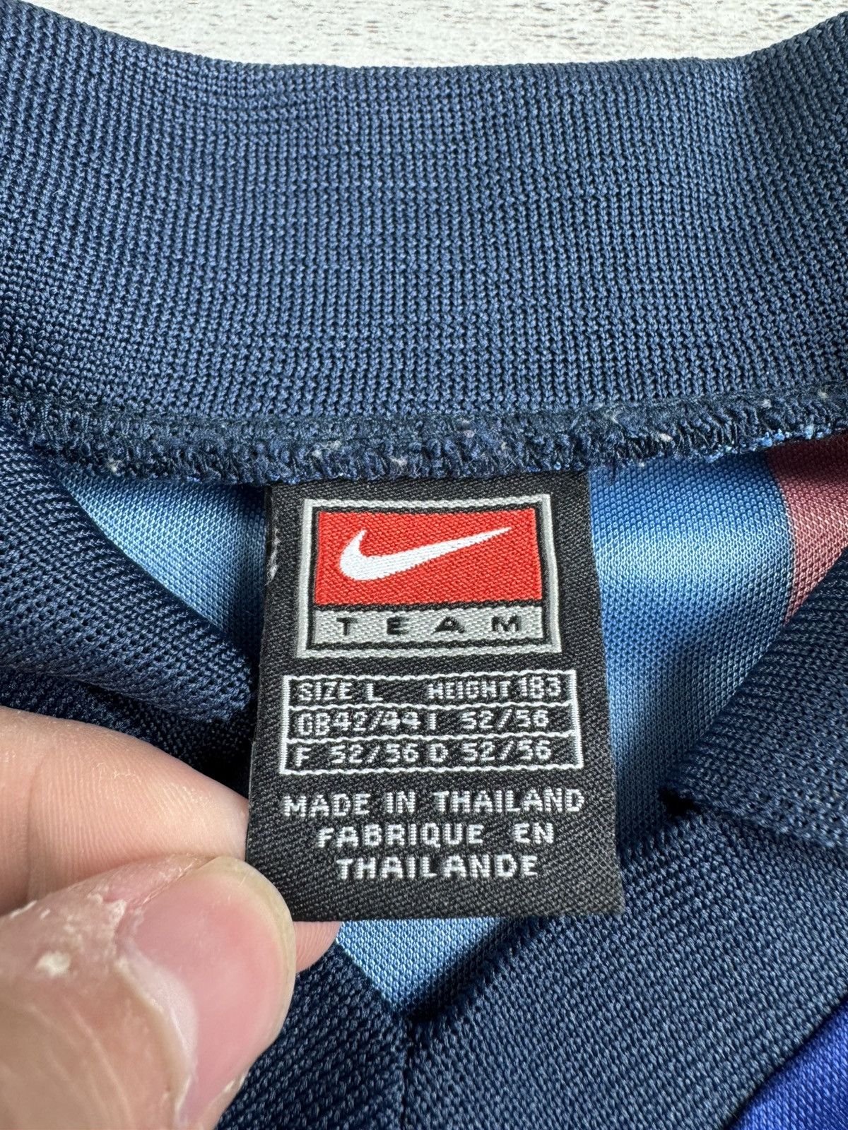 Nike BARCELONA GETHIN 2001/2002 Vintage Nike Soccer Football Football Shirt Jersey Size US L / EU 52-54 / 3 - 10 Thumbnail