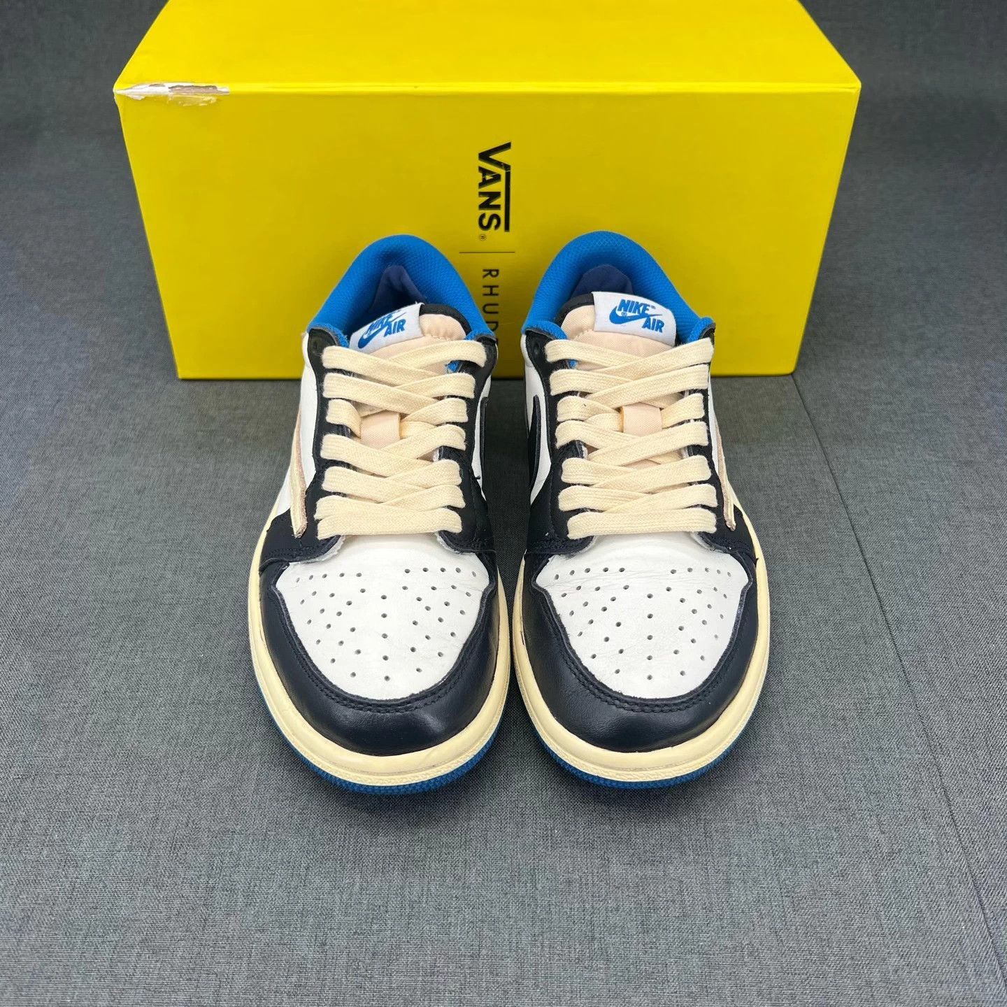 Nike Air Jordan 1 Low TS 2.0 Lightning Reverse Swoosh Women's 38 Size US 7 / IT 37 - 4 Thumbnail