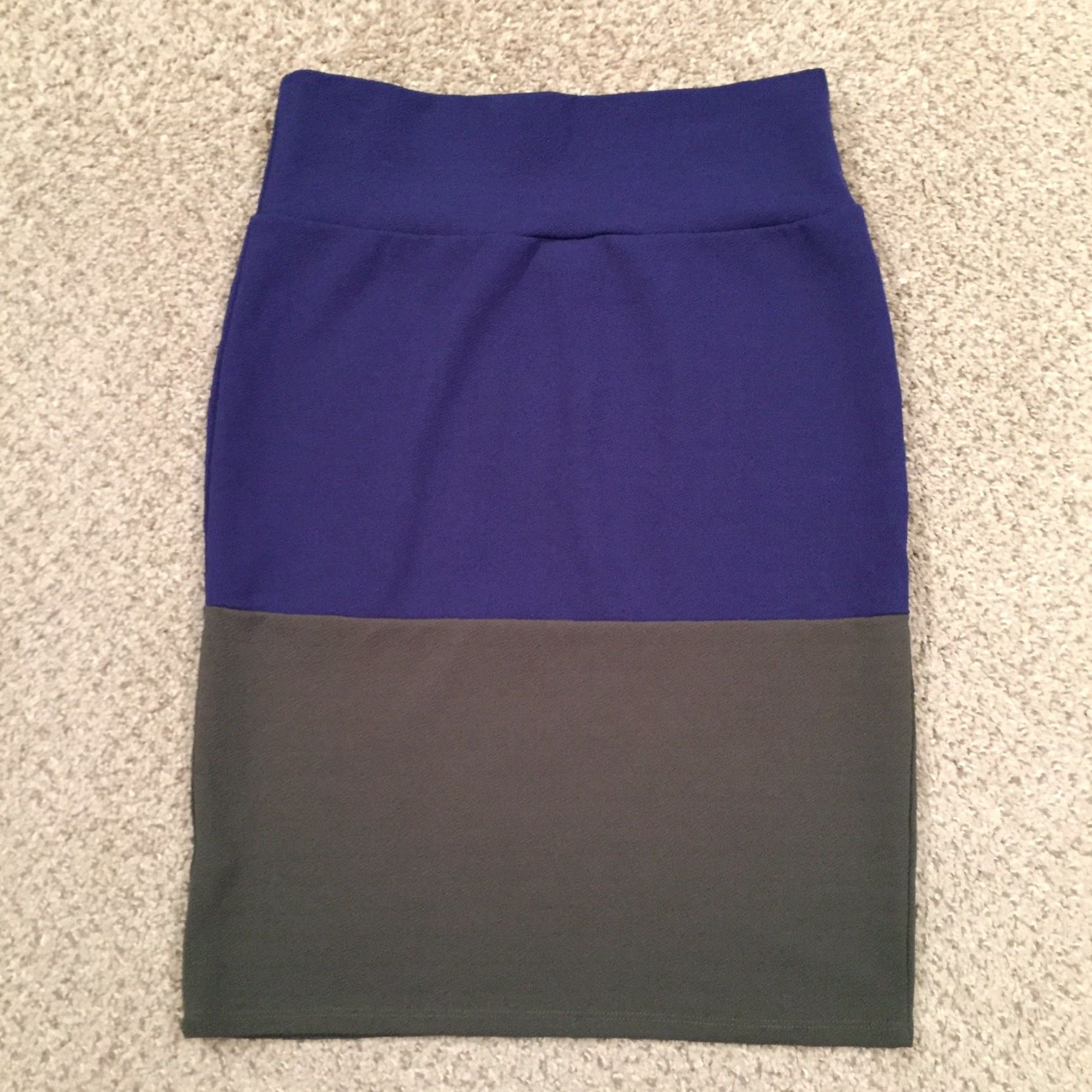 Vintage LuLaRoe Cassie Skirt Large Blue Gray Knee Length Unlined Pull On Regular Size Women Knit Polyester Spandex Size 36" / US 14 / IT 50 - 6 Thumbnail