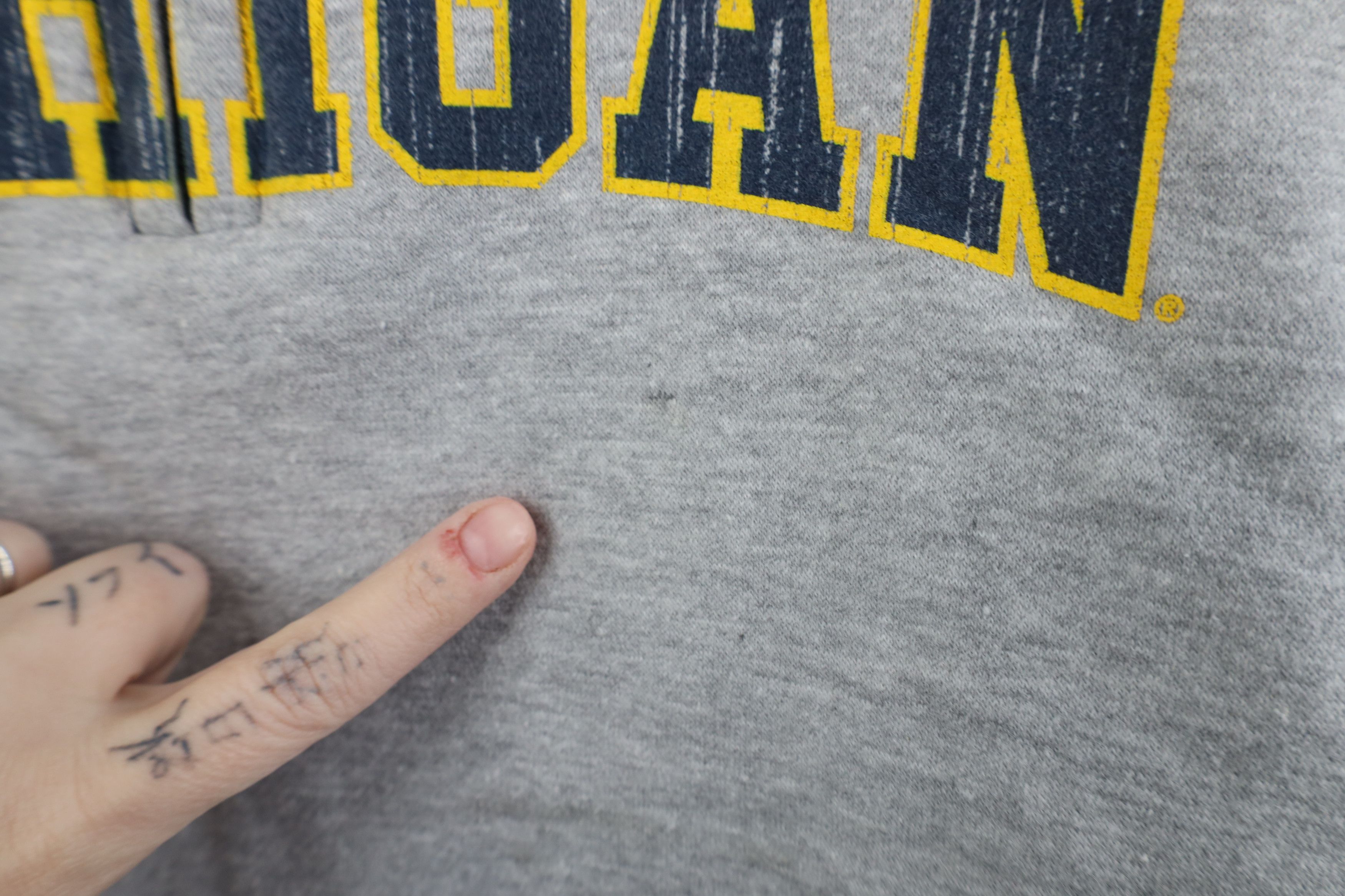 Vintage Vintage University of Michigan Quarter Half Zip Sweatshirt Size US XL / EU 56 / 4 - 6 Thumbnail