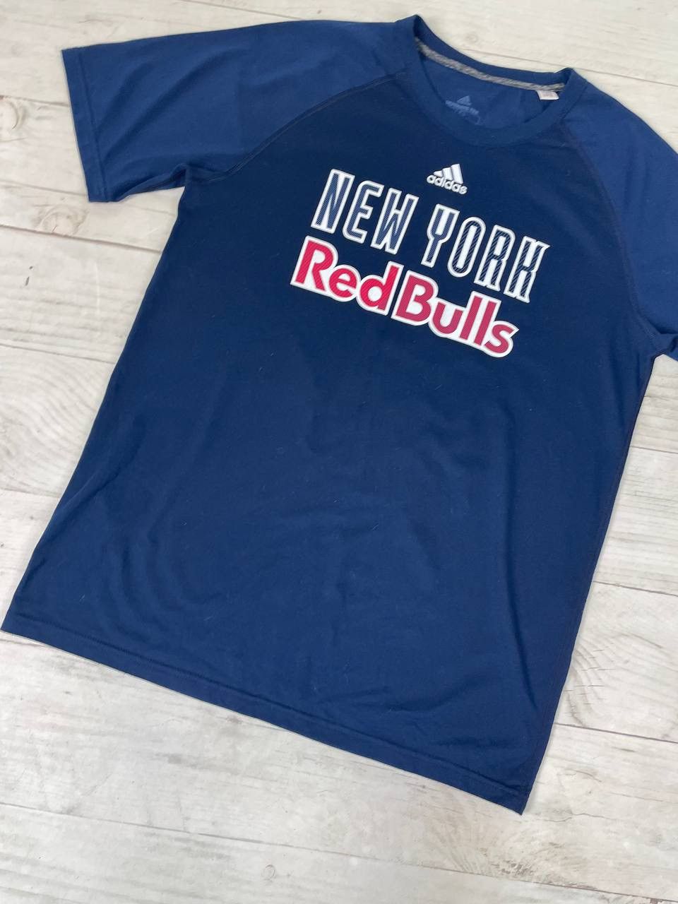 Adidas Adidas New York Red Bull T Shirt Size US L / EU 52-54 / 3 - 3 Thumbnail