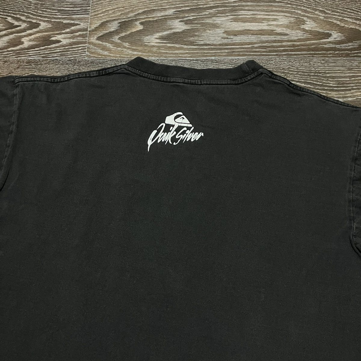 Quiksilver Vintage QUIKSILVER Big Logo Graphic Print Faded T-shirt Size US XL / EU 56 / 4 - 6 Thumbnail