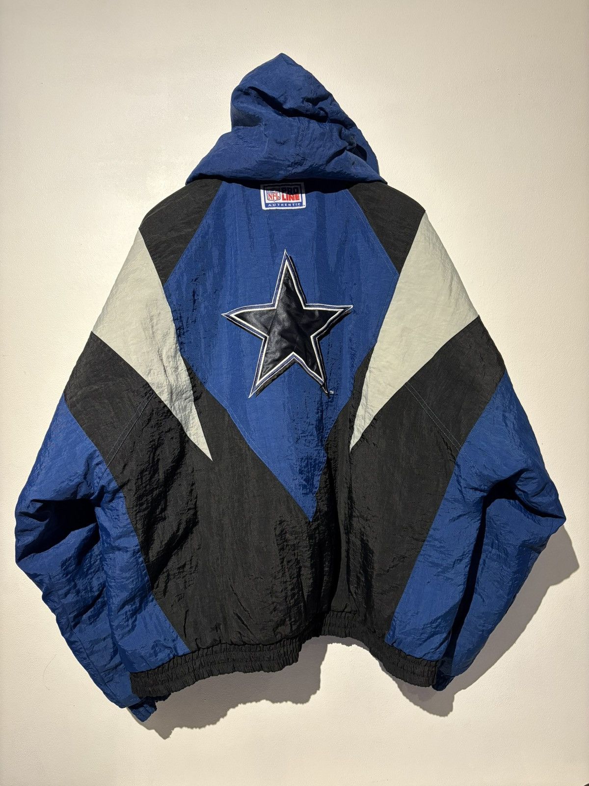 Reebok (Size XL) Dallas Cowboys NFL Vintage Reebok Pro Line Jacket Size US XL / EU 56 / 4 - 2 Thumbnail