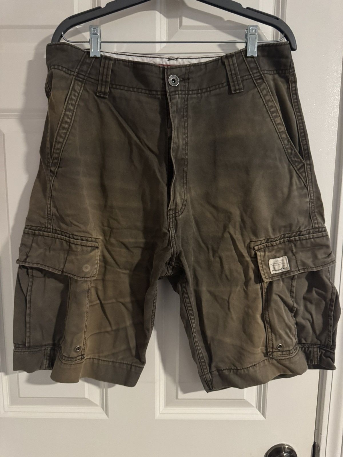 Vintage Vintage Levi Cargo shorts Size US 32 / EU 48 - 1 Thumbnail