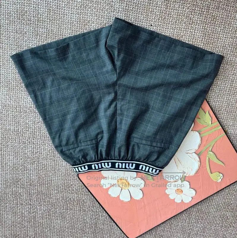 Miu Miu Miu Miu Gray Cotton Women's Shorts . Size 23" - 2 Thumbnail