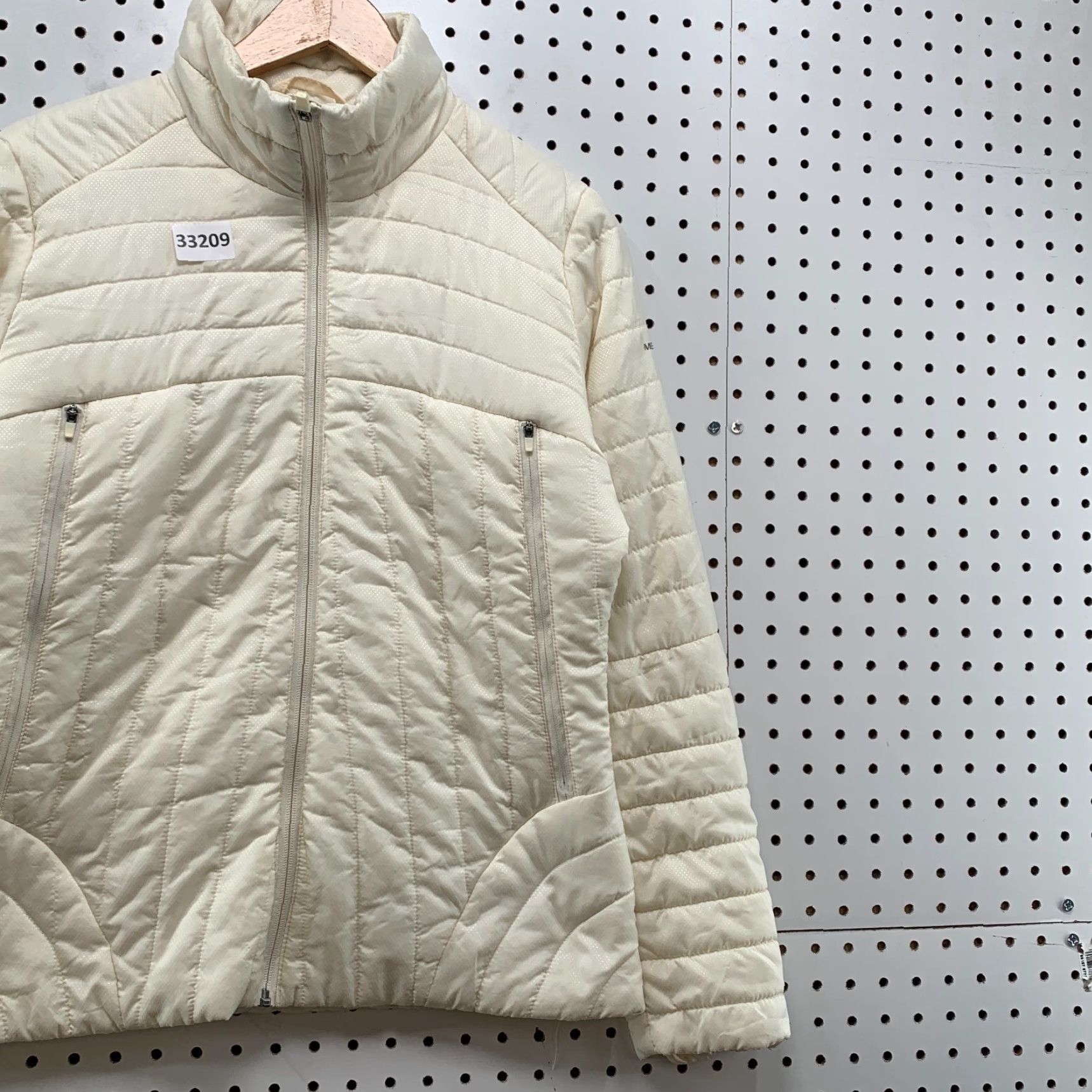 Merrell Merrell Puffer Jacket Womens MEdium Ivory Thinsulate Platinum Select Dry 19.5x24 Size M / US 6-8 / IT 42-44 - 4 Thumbnail