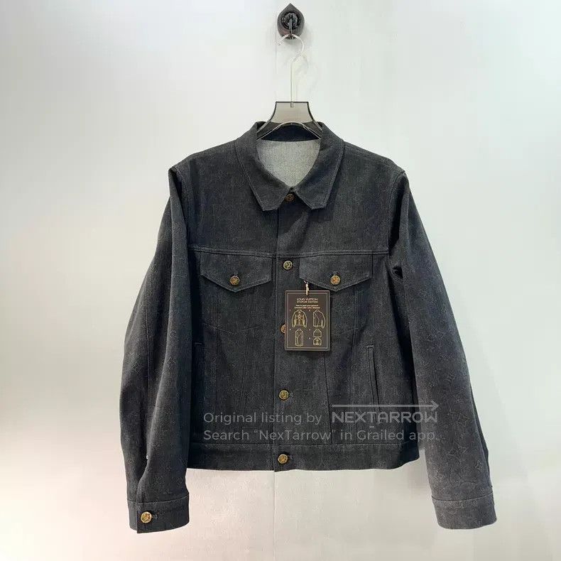 Louis Vuitton Louis Vuitton Gray dark print printed denim jacket Size US L / EU 52-54 / 3 - 2 Thumbnail